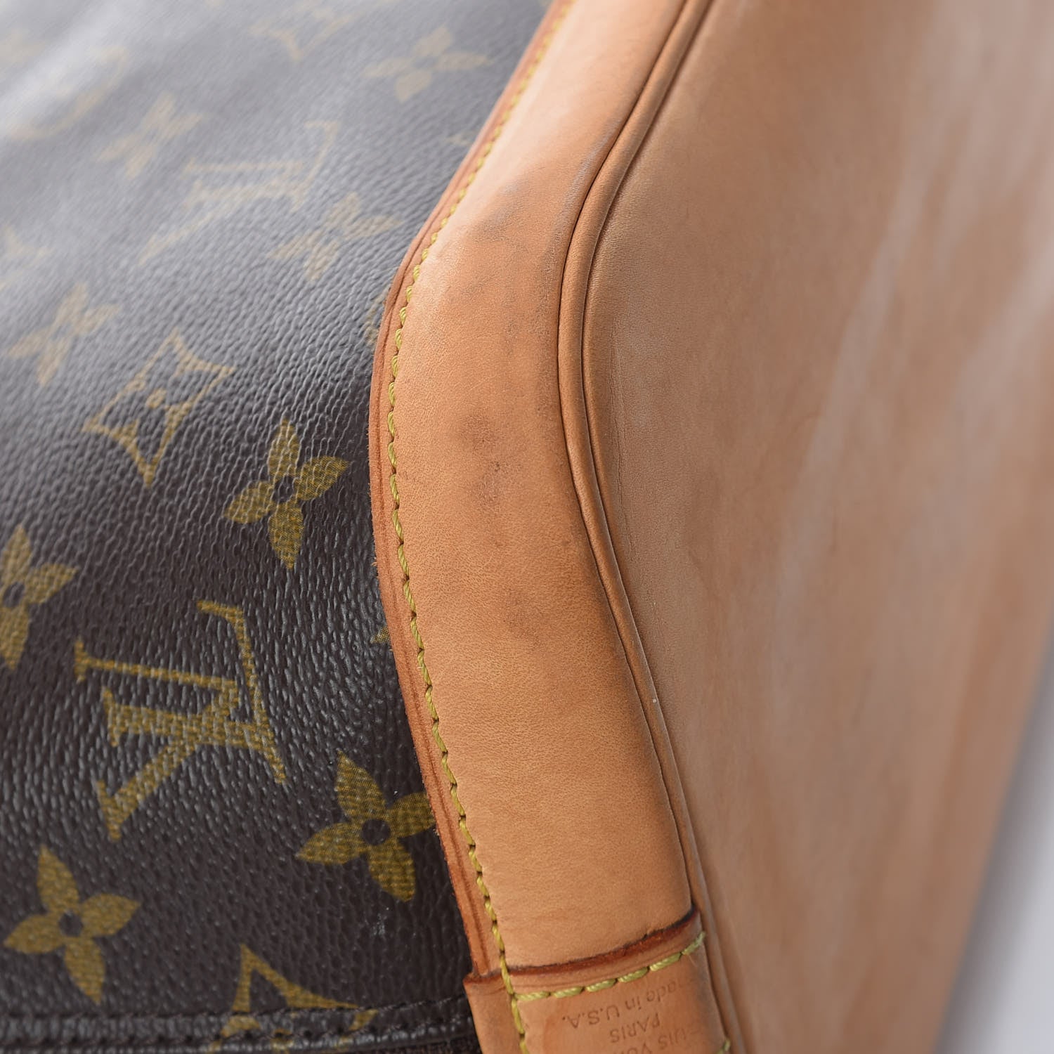 Louis Vuitton Monogram Alma PM 18 of 20