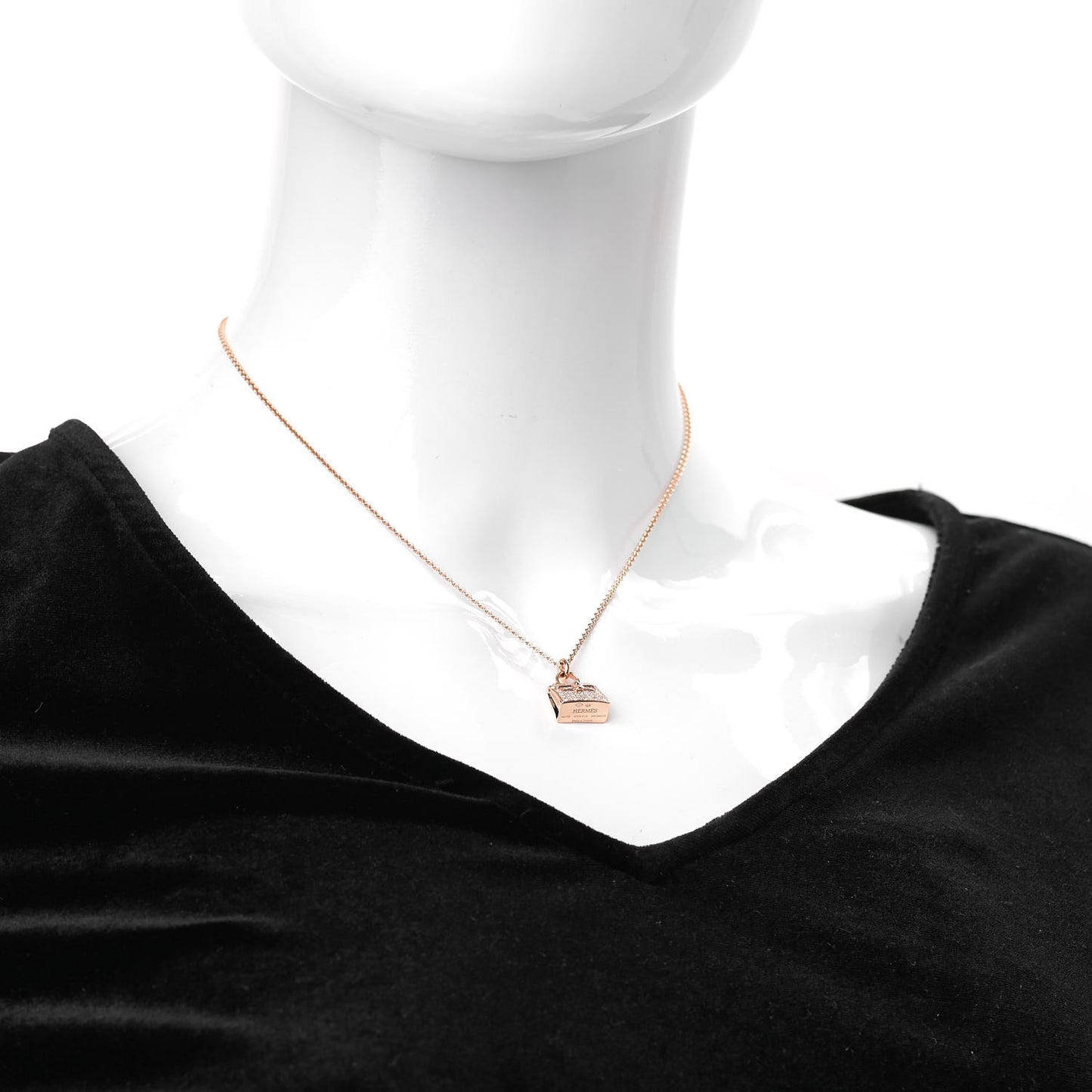 18K Rose Gold Diamond Kelly Amulette Pendant Necklace