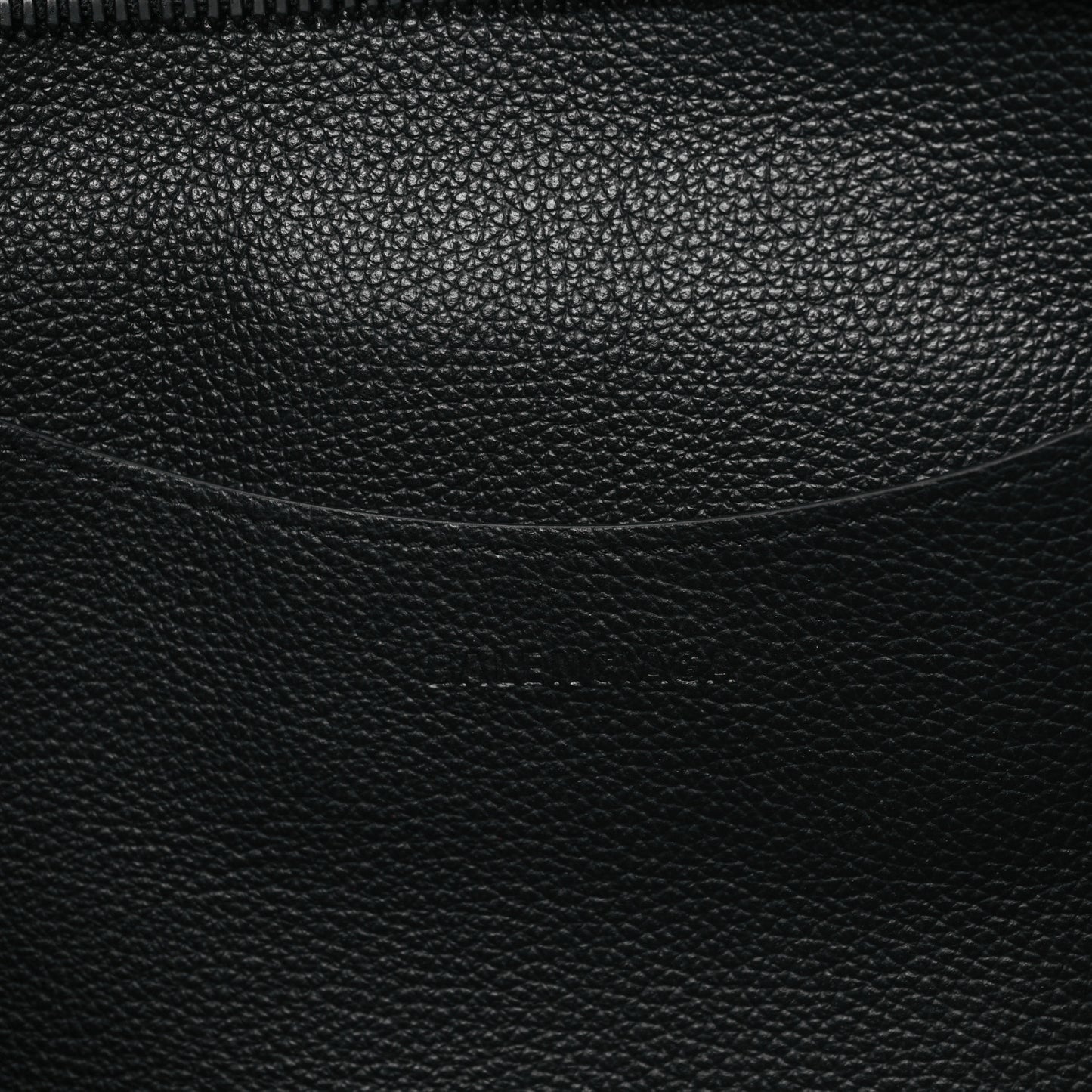 Grained Calfskin Neo Classic Black Hardware Medium City Black