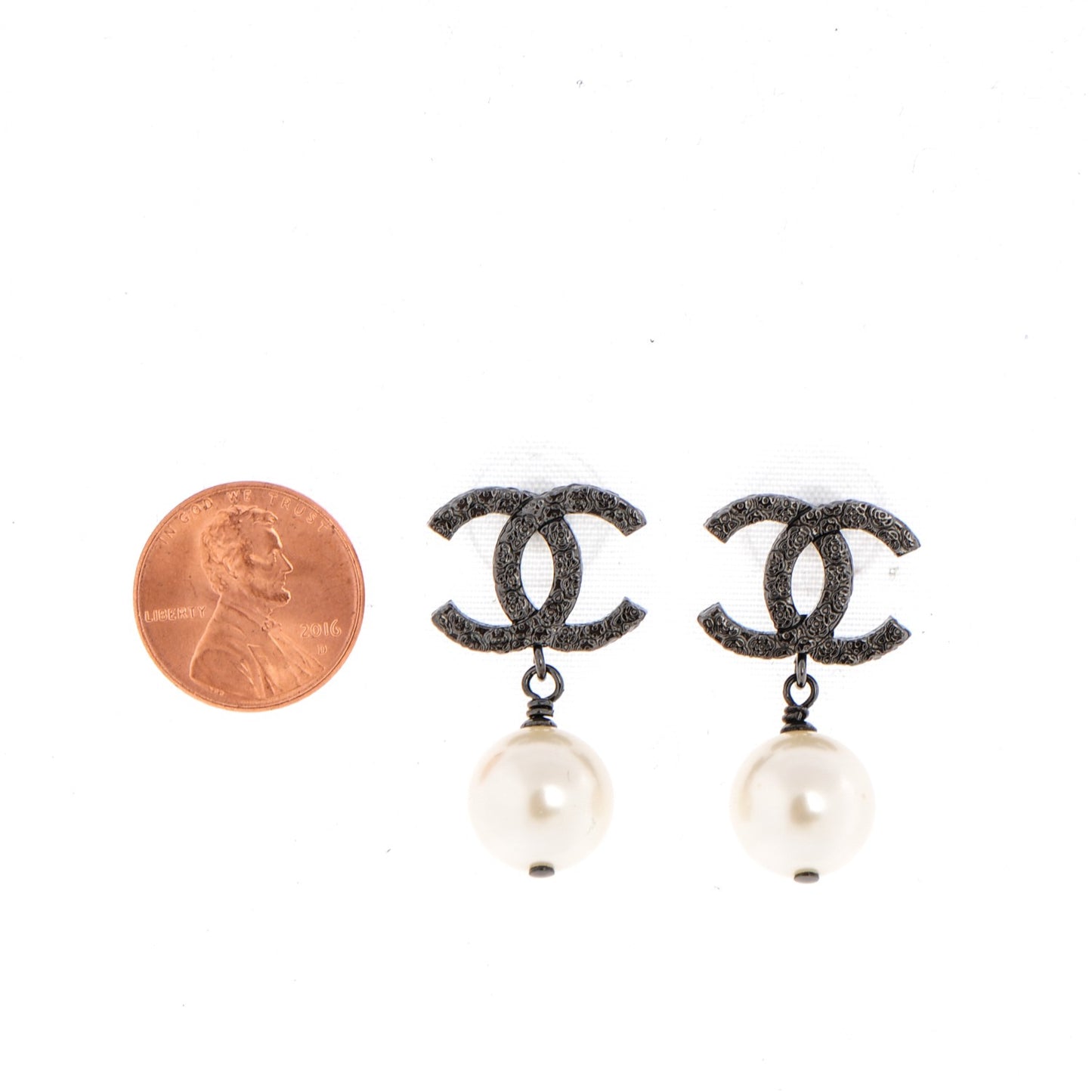Ruthenium CC Pearl Drop Earrings