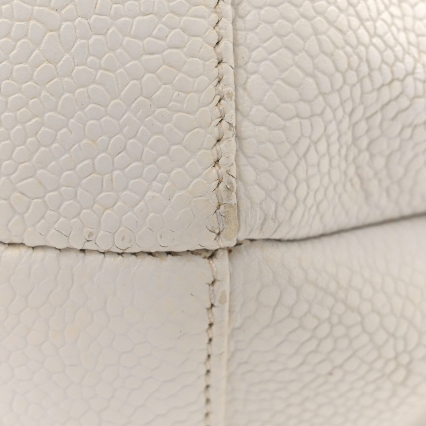 Caviar CC Shoulder Bag White
