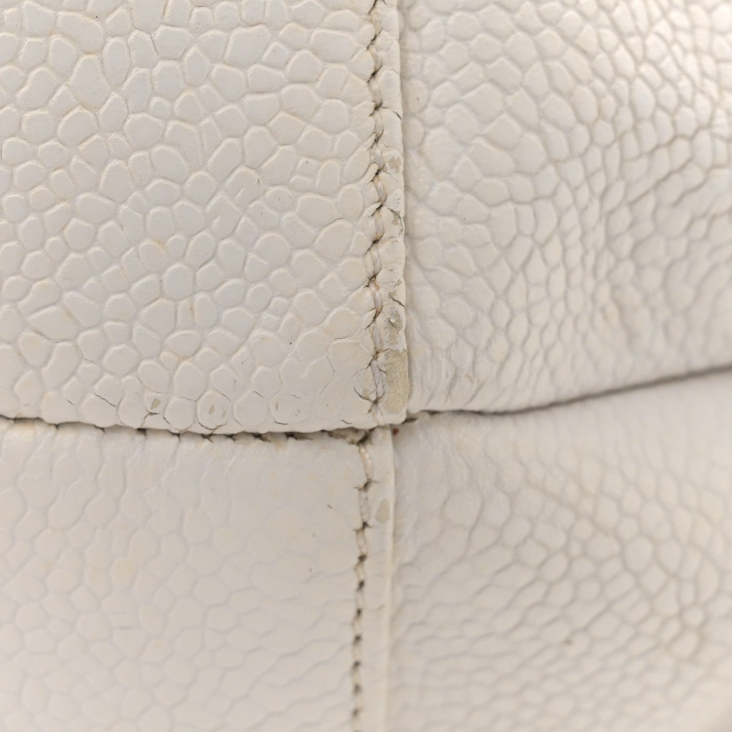 Chanel Caviar CC Shoulder Bag White 12 of 20