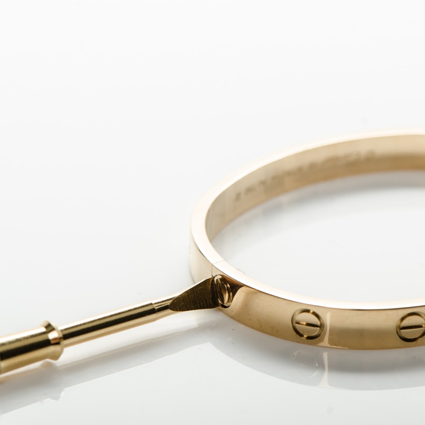 18K Yellow Gold LOVE Bracelet 16