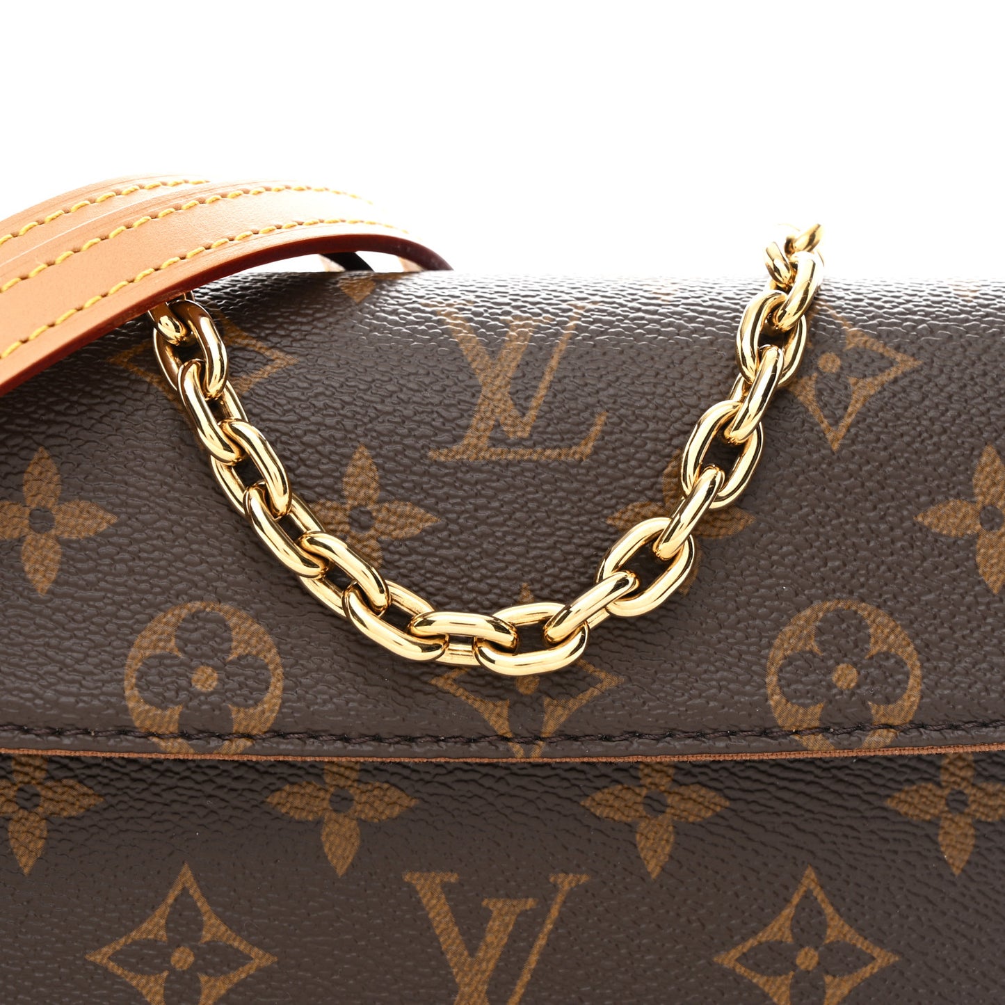 Monogram Ivy Wallet On Chain