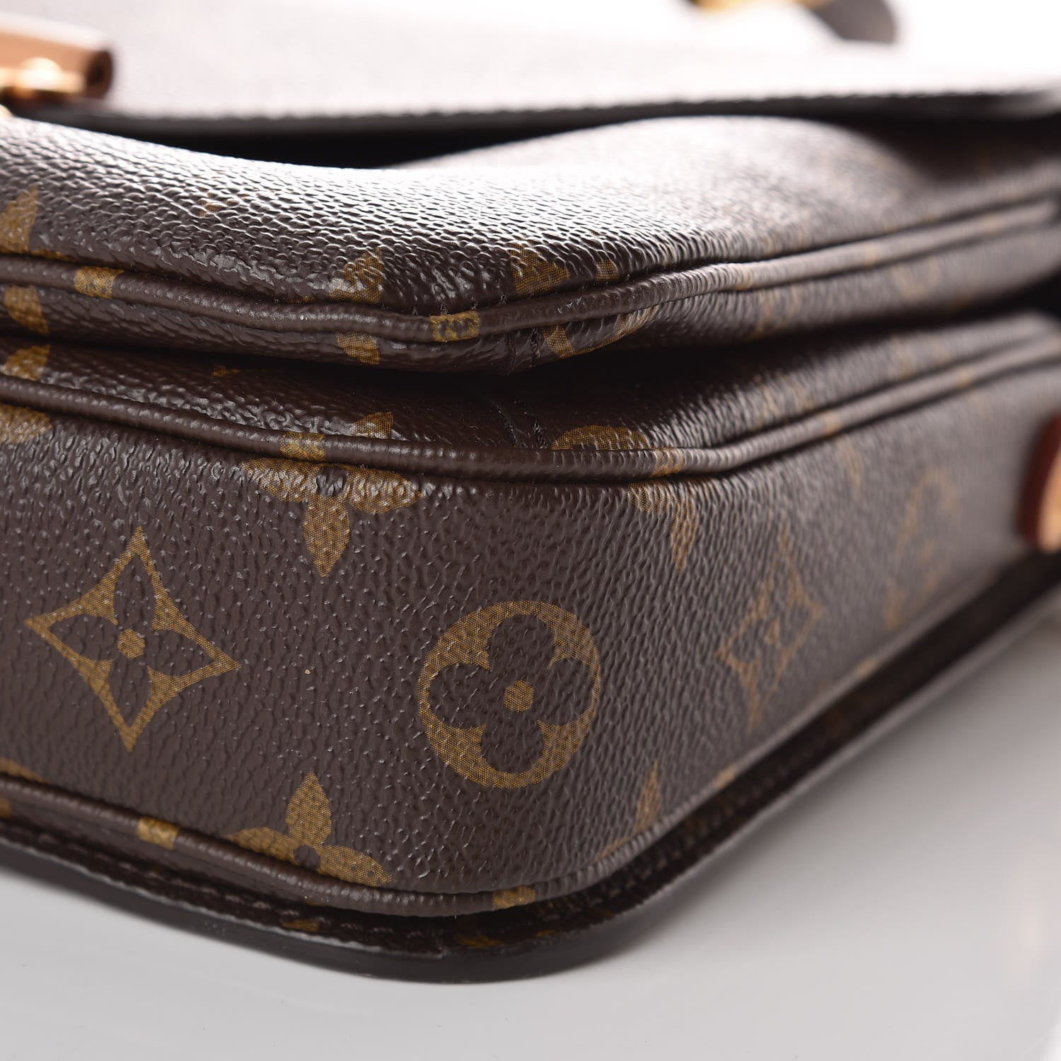 Louis Vuitton Monogram Pochette Metis 10 of 11