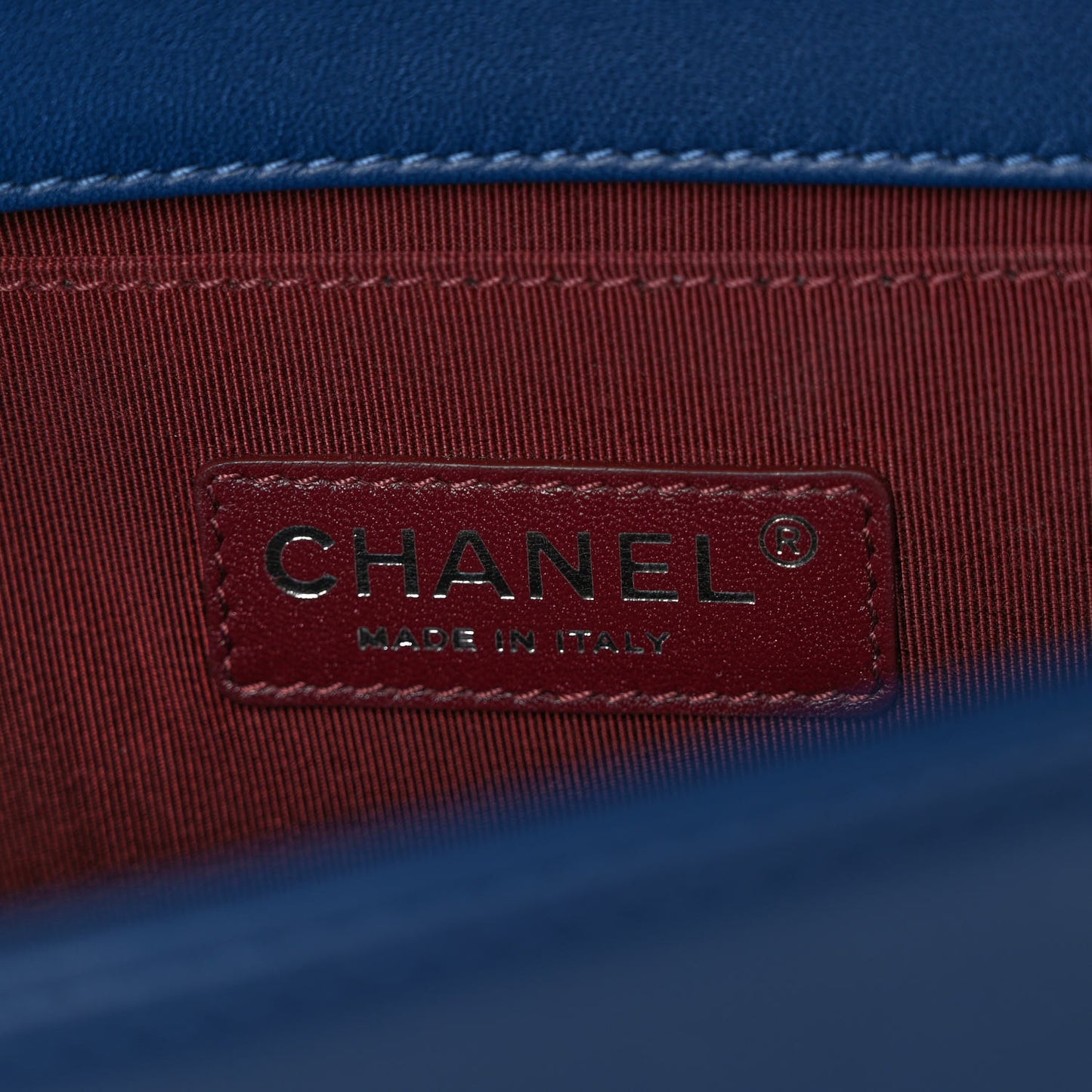 Wrinkled Lambskin Chevron Quilted Medium Boy Flap Navy