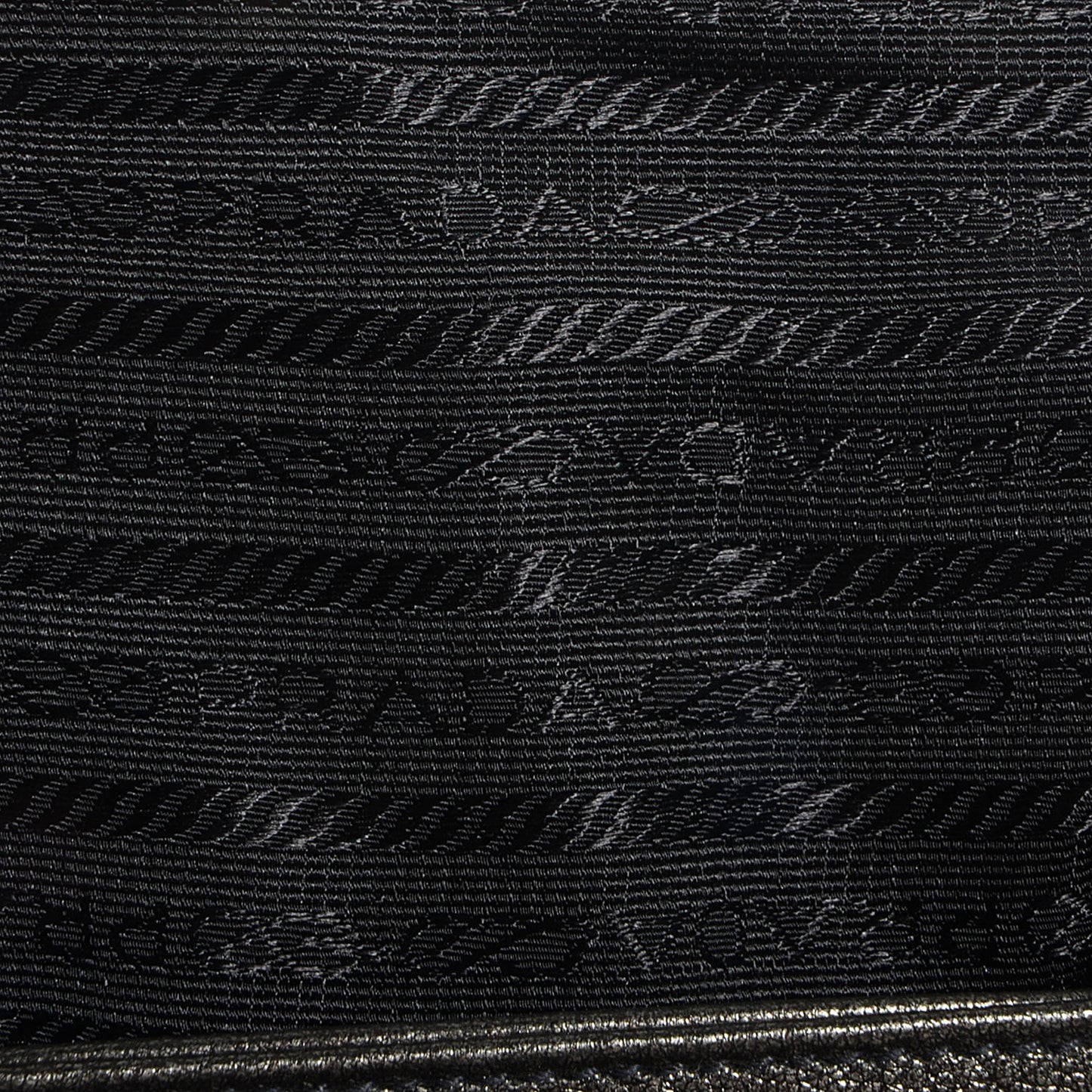 Vitello Daino Small Shoulder Bag Silver