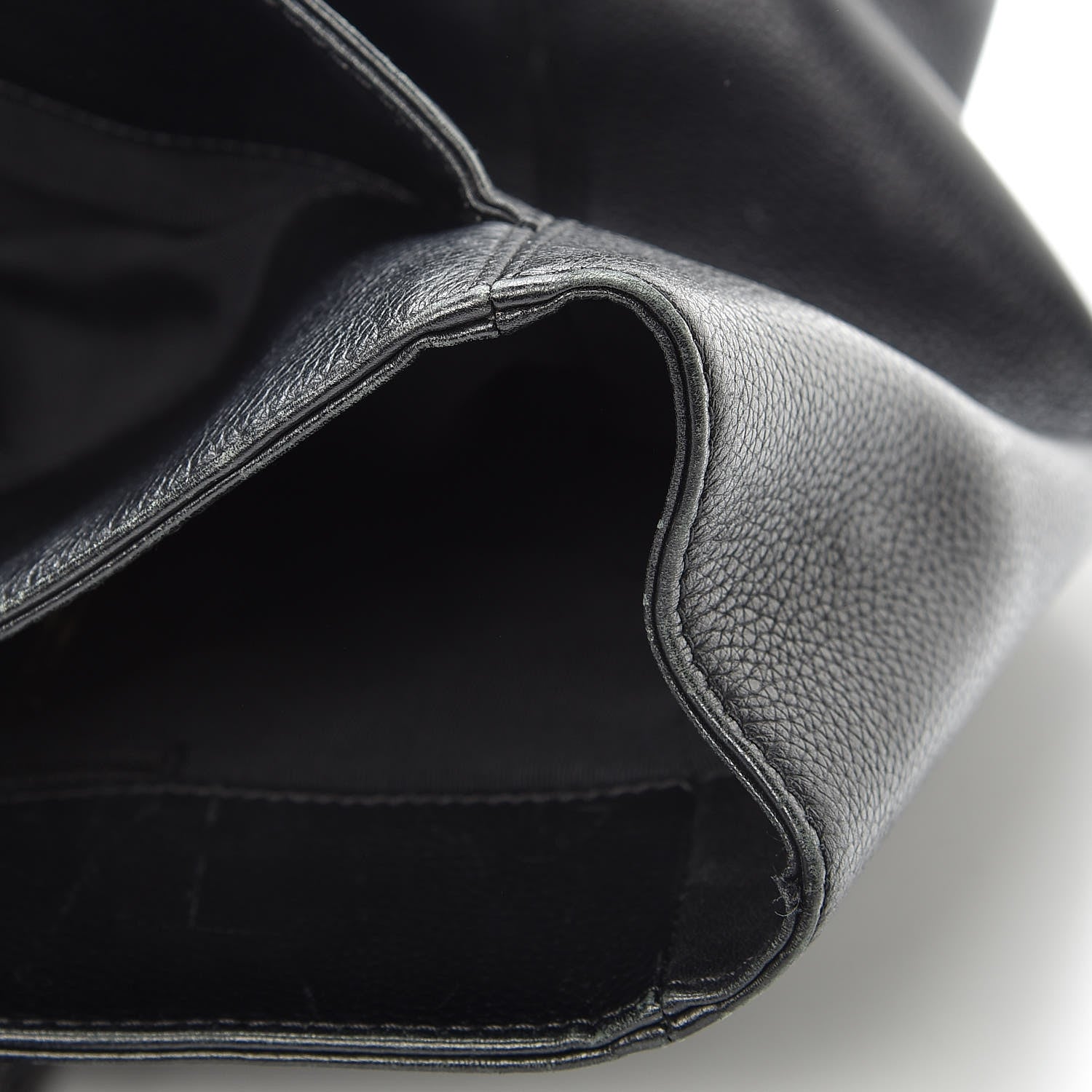 Chanel Calfskin Tall Cerf Tote Black 19 of 32