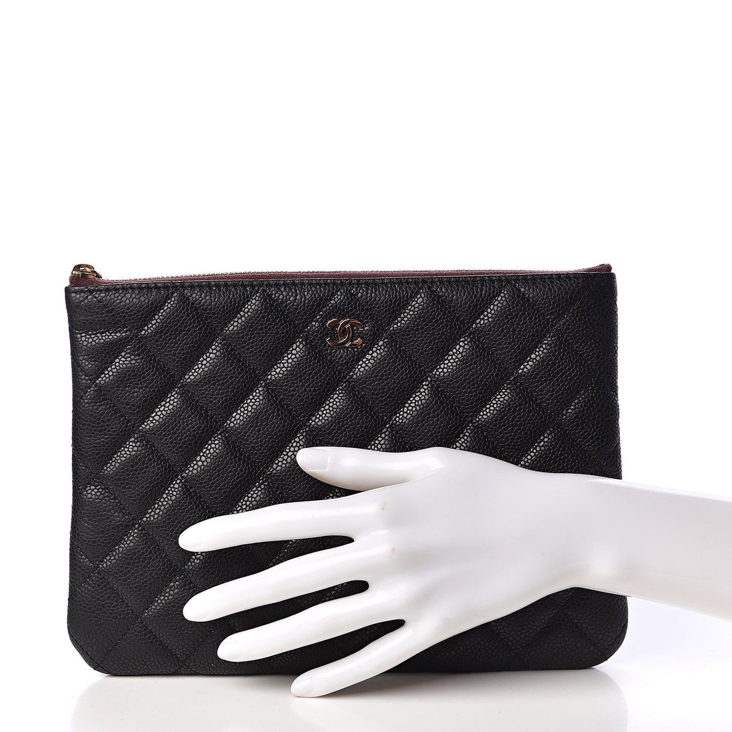 Caviar Quilted Medium Cosmetic Case Black