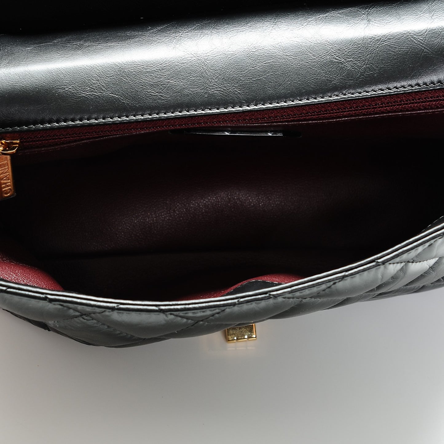 Aged Calfskin Quilted 2.55 Reissue Hanger Flap Black