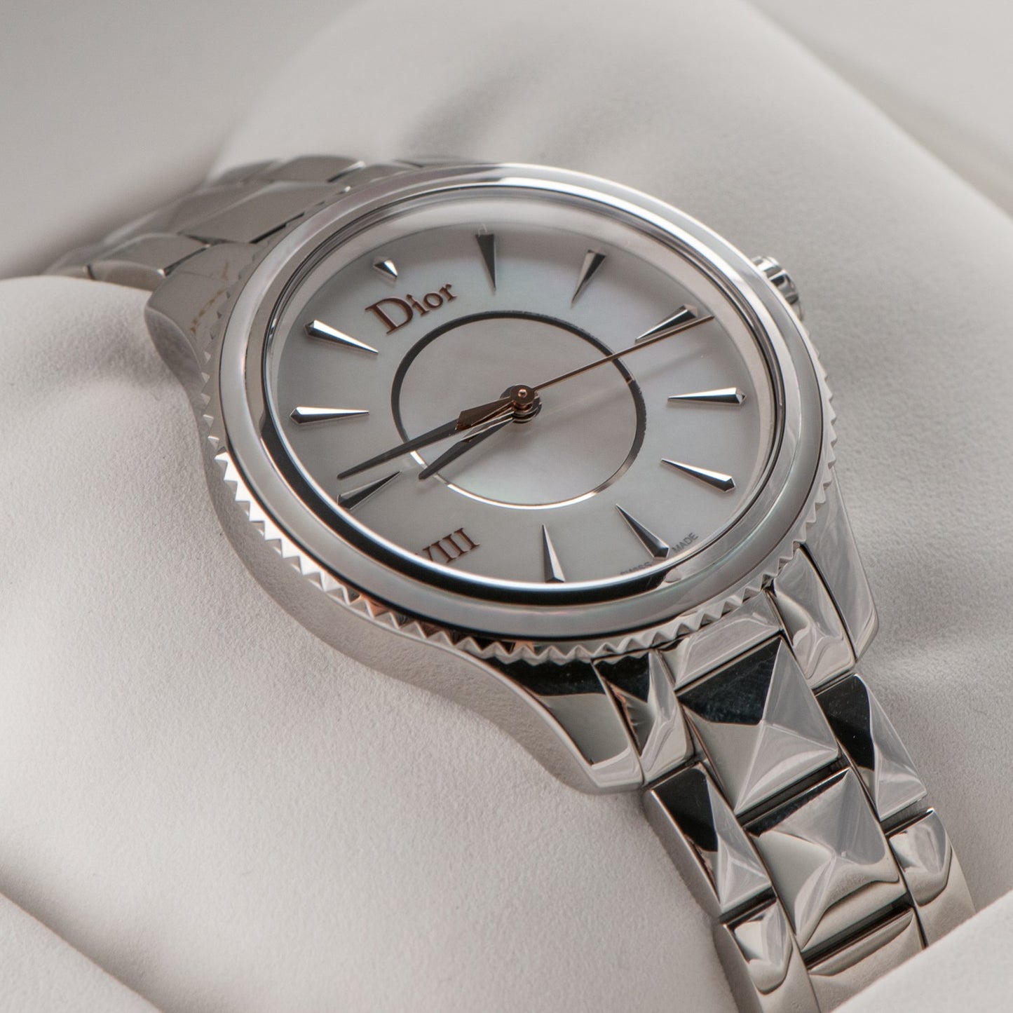 Stainless Steel Mother of Pearl 32mm Dior VIII Montaigne Quartz Watch
