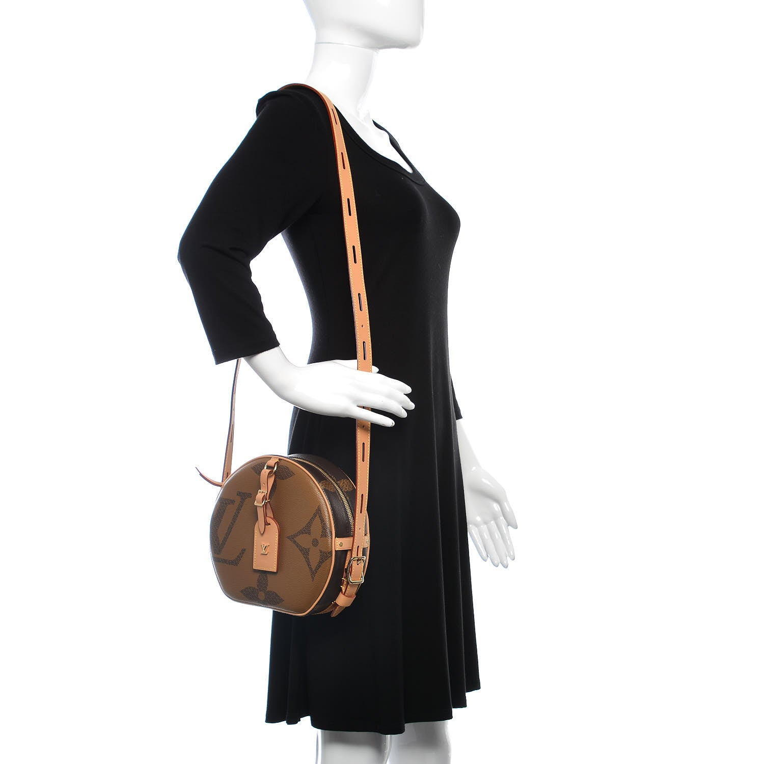 Louis Vuitton Reverse Monogram Giant Boite Chapeau Souple 2 of 9