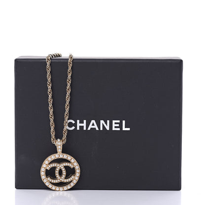 Chanel Pearl CC Round Pendant Necklace Gold 6 of 6