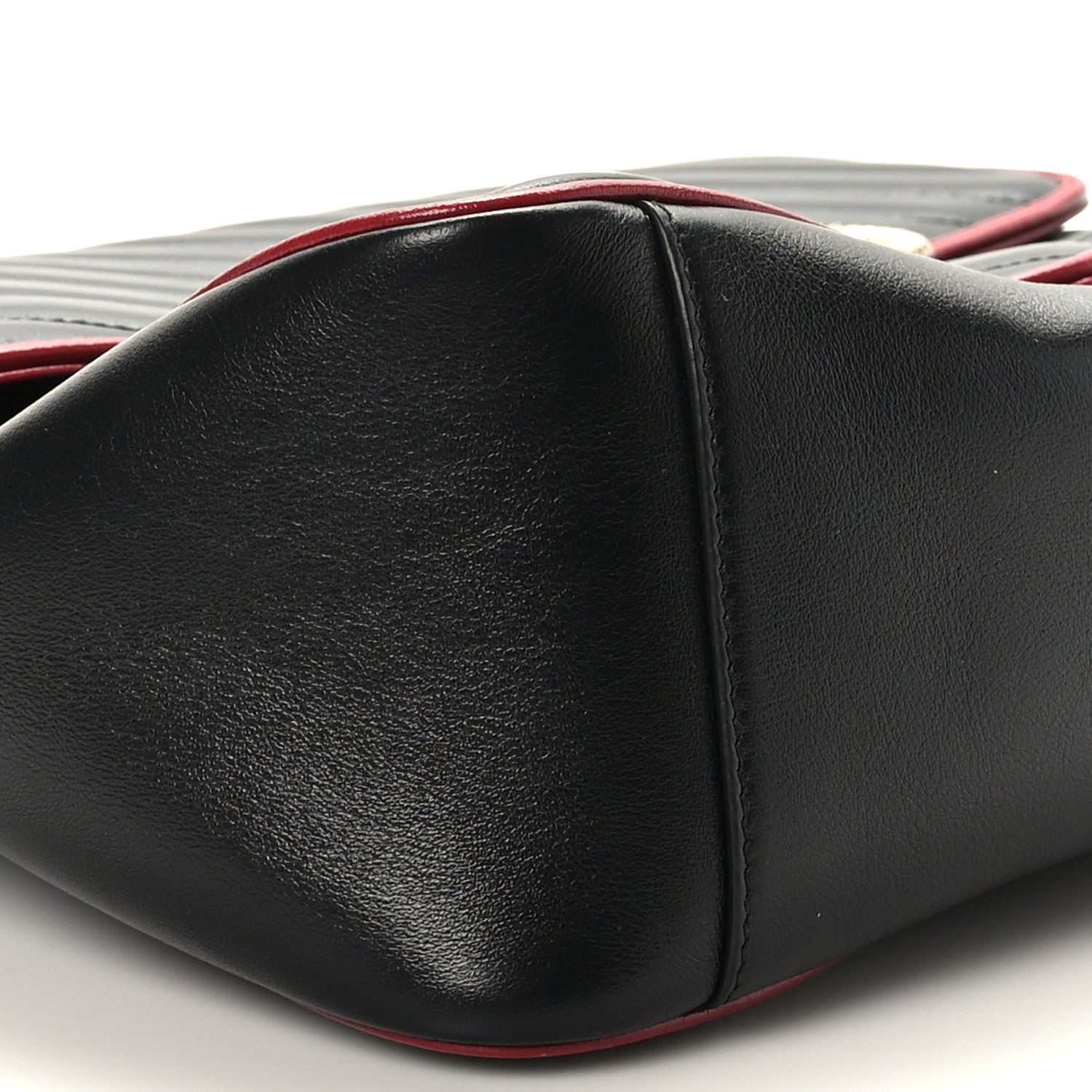 Gucci Vintage Effect Calfskin Matelasse Diagonal Medium Torchon GG Marmont Top Handle Shoulder Bag Black Romantic Cherry 16 of 17