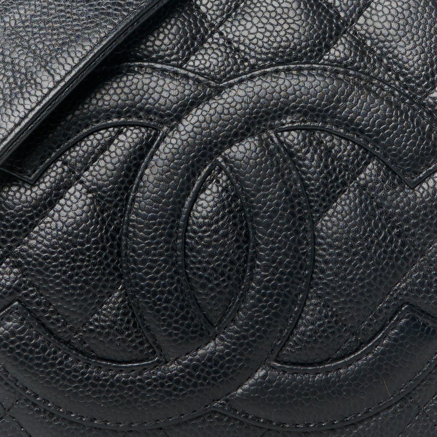 Caviar Quilted CC Shoulder Bag Black