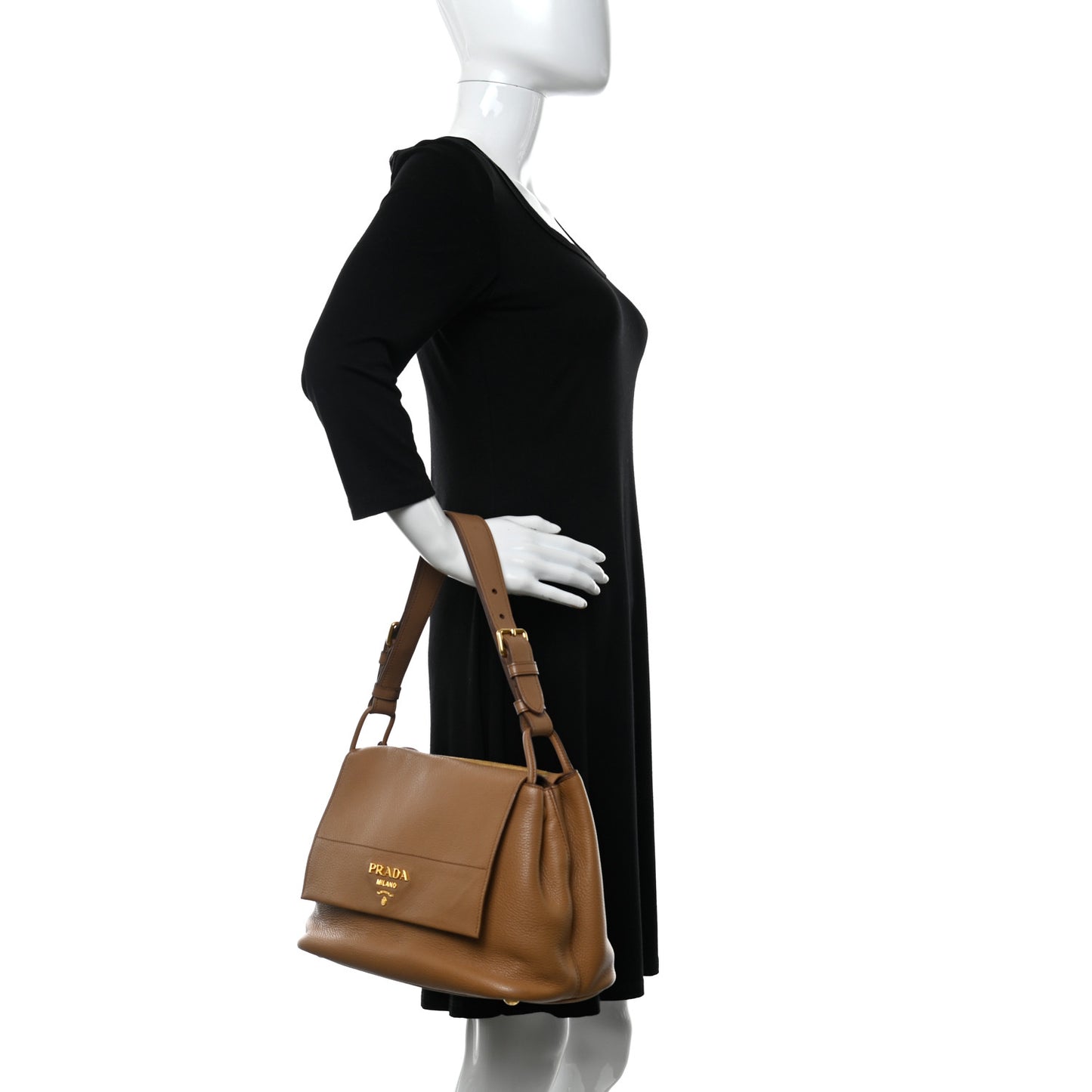 Vitello Daino Flap Shoulder Bag Caramel