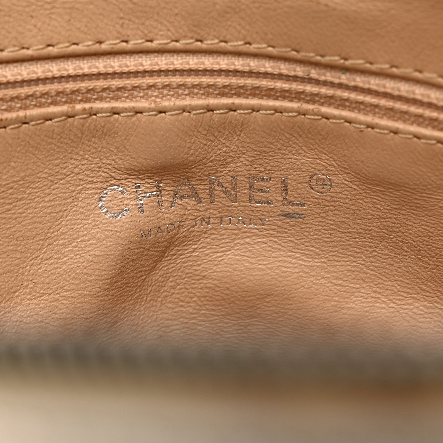 Chanel Goatskin Medium Luxe Ligne Bowler Beige 6 of 14