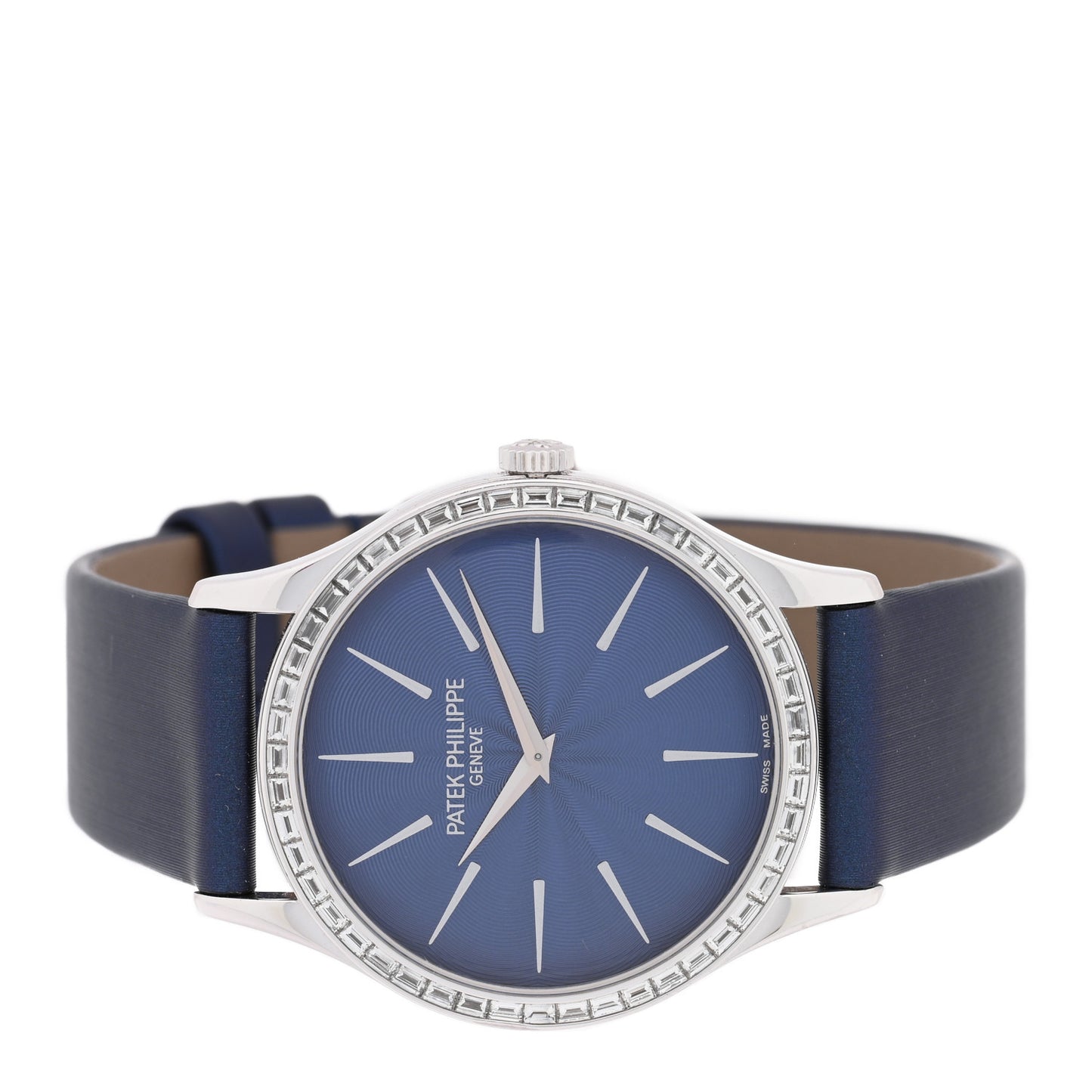 18K White Gold Satin Diamond Bezel 33mm Calatrava Manual Winding Watch Blue 4897/300G-001