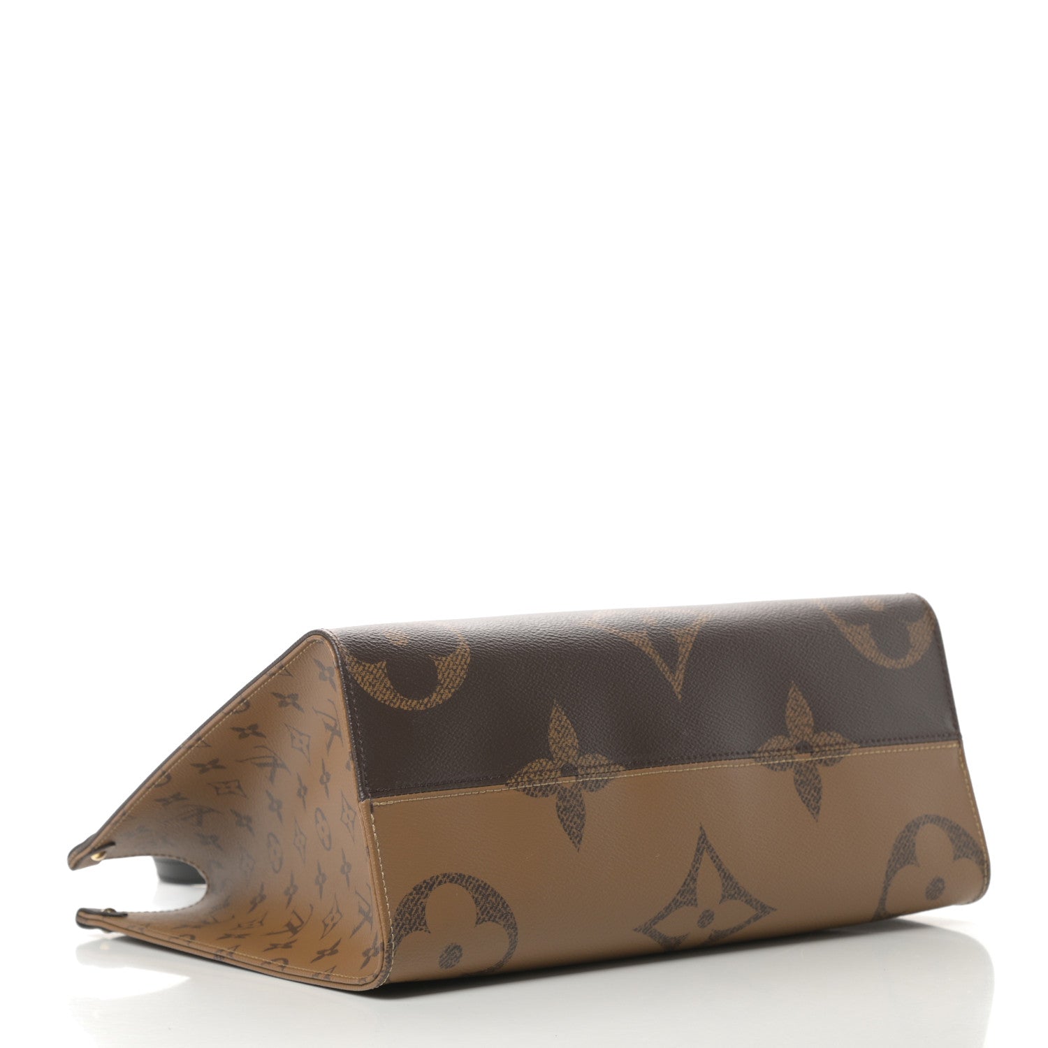 Louis Vuitton Reverse Monogram Giant Onthego MM 4 of 10