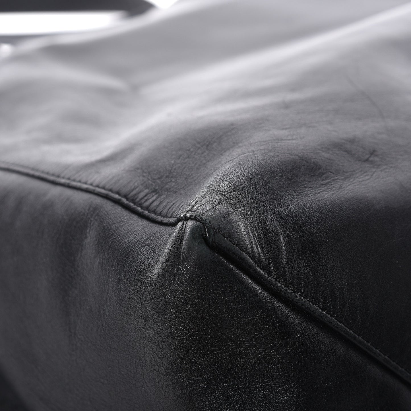 Lambskin Horizontal Cabas Black