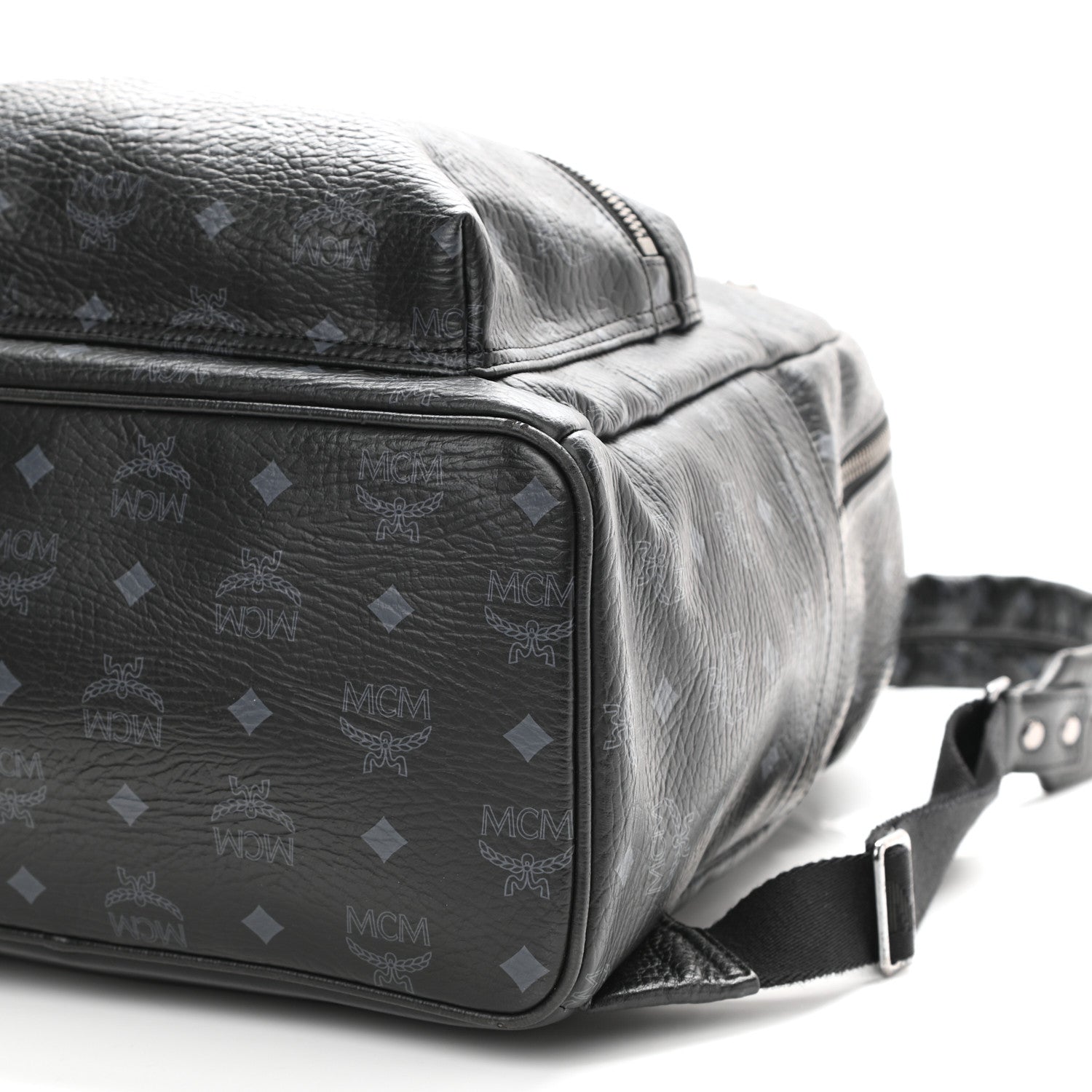 MCM Visetos Medium Sprinkle Stud Stark Backpack Black 8 of 10