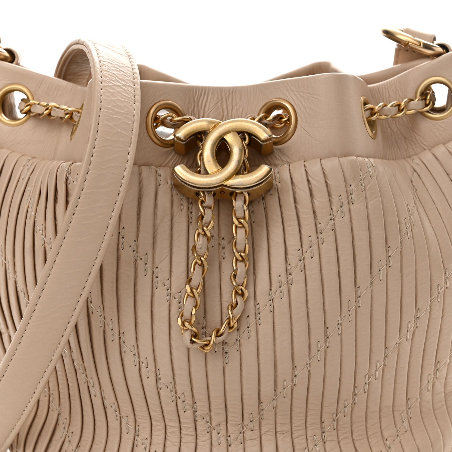 Chanel CHANELCrumpled Calfskin Coco Pleats Small Drawstring Bag Beige 8 of 13