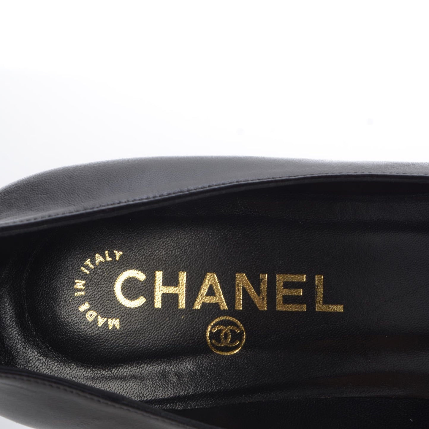 Lambskin Suede Cap Toe Pearl Pumps 38 Black