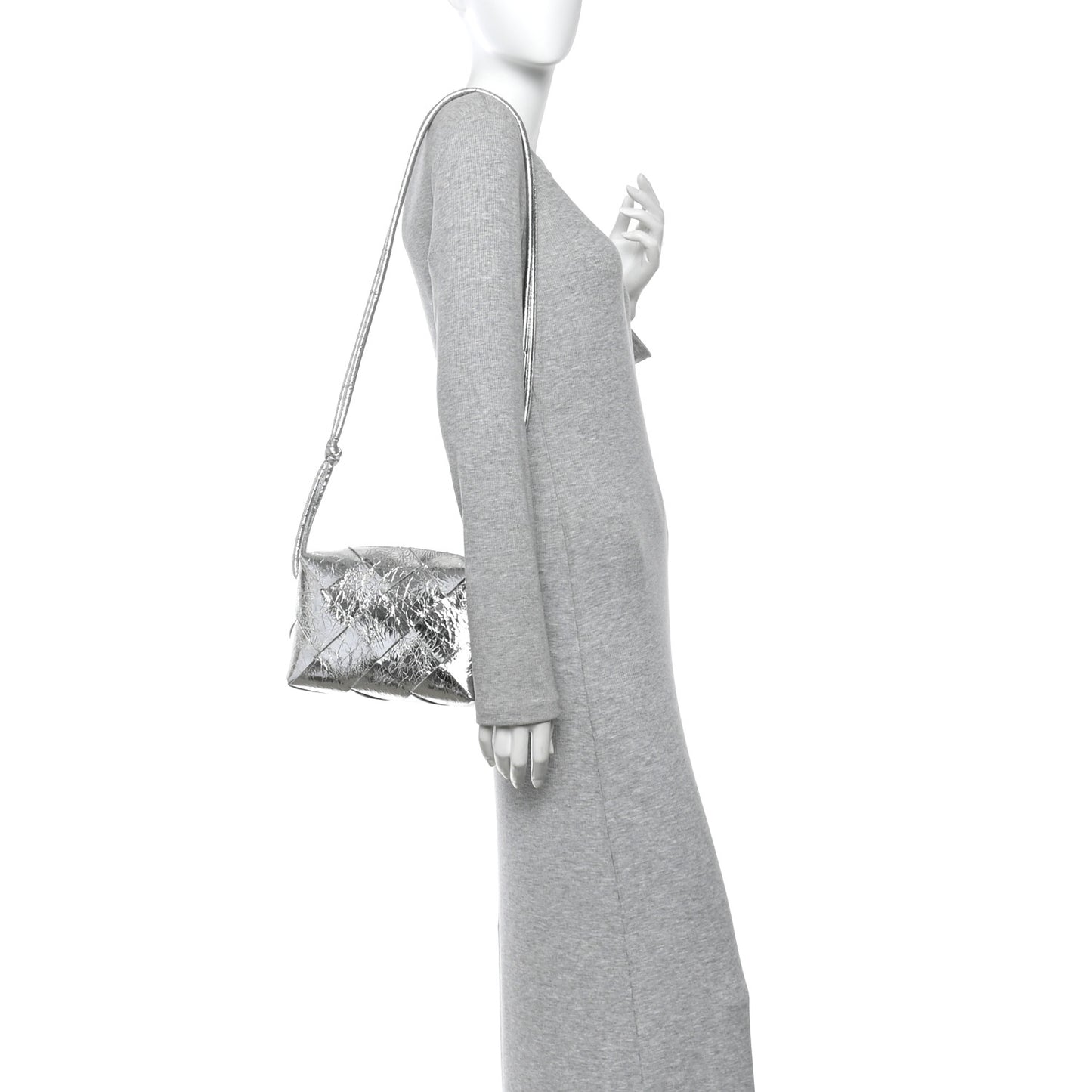 Metallic Crinkled Lambskin Maxi Intrecciato Small Cassette Camera Bag Silver