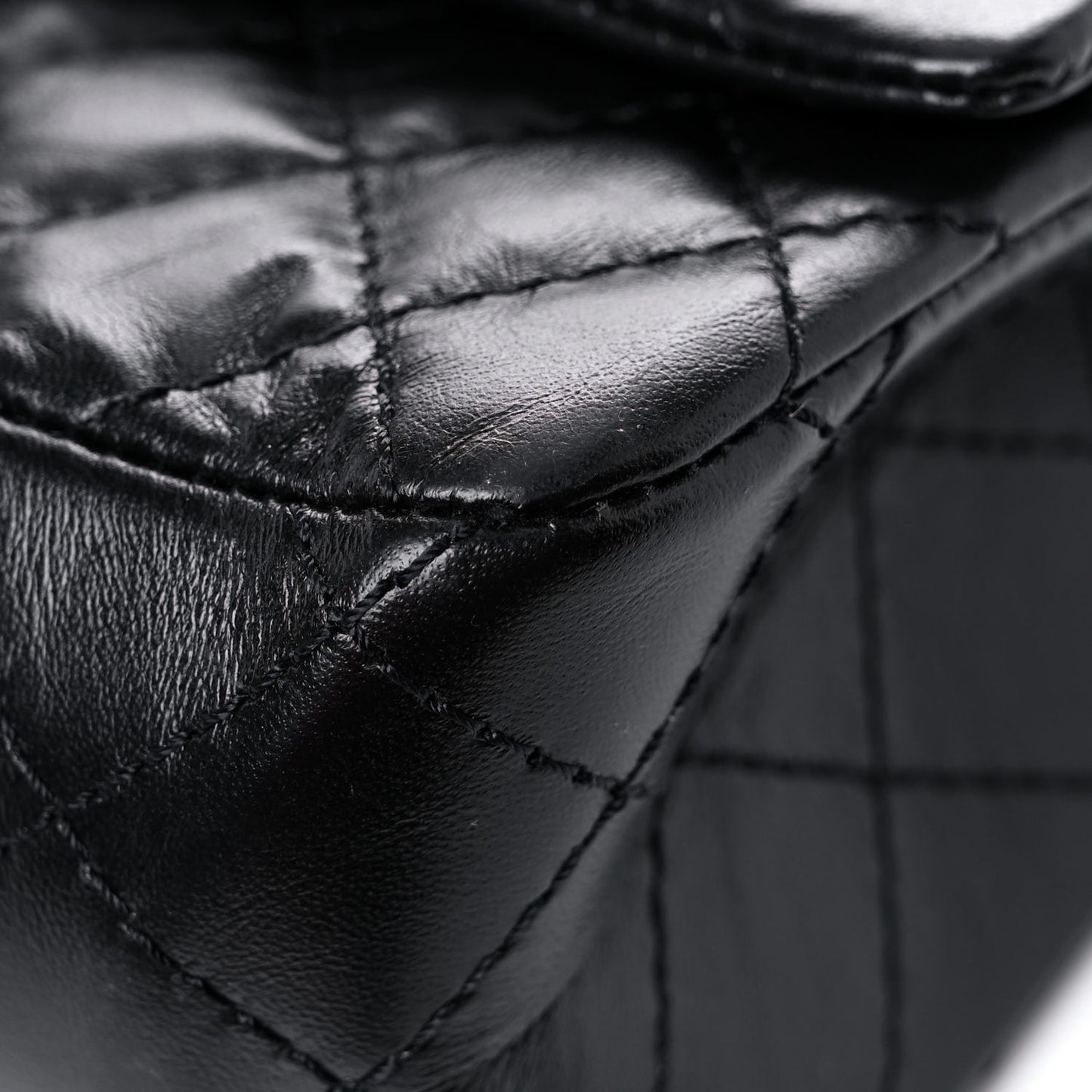 Aged Calfskin Quilted 2.55 Reissue 225 Flap Black
