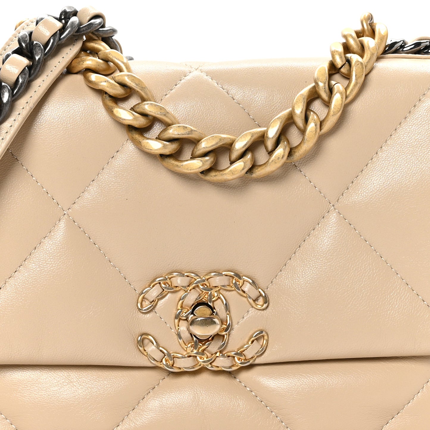 Lambskin Quilted Medium Chanel 19 Flap Beige