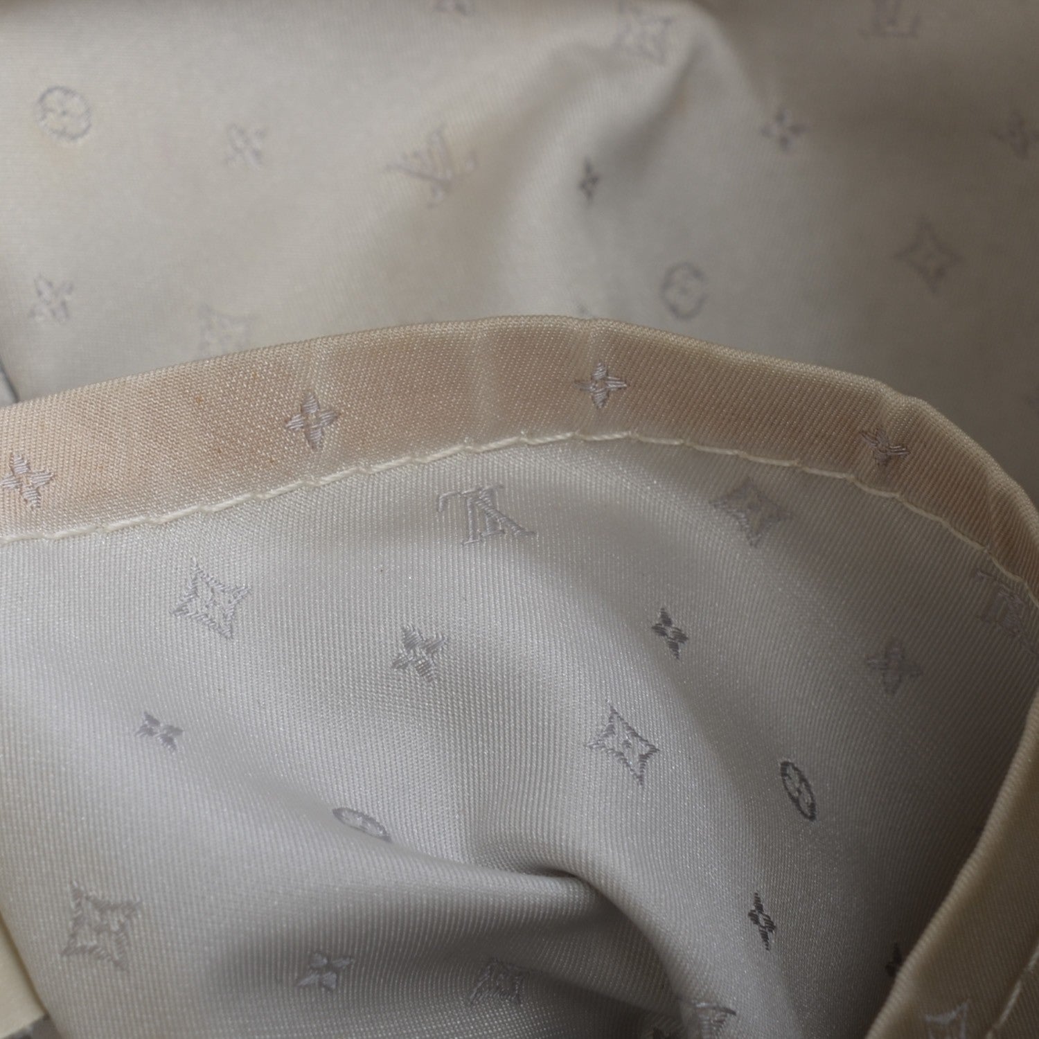 Louis Vuitton Suhali L'Affriolant White 8 of 9
