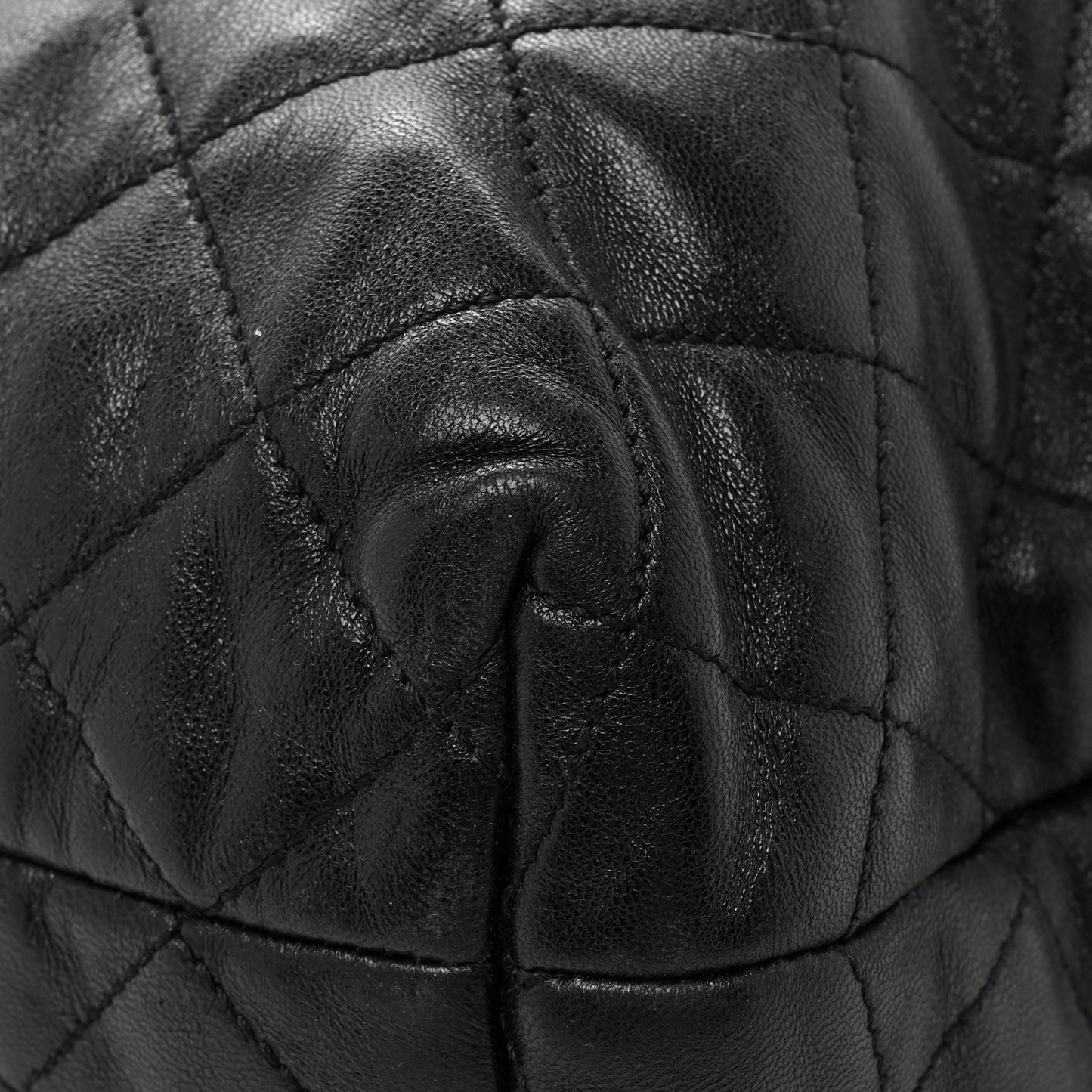Lambskin Quilted Maxi Icare Shopping Tote Black