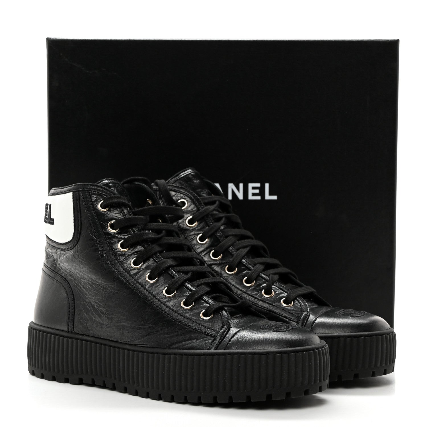 Chanel Aged Calfskin Lace Up Cap Toe Sneakers 38.5 Black White 9 of 9