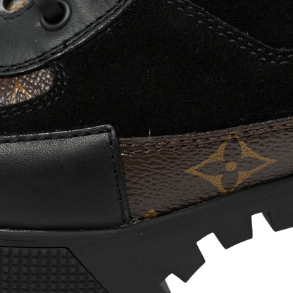 Louis Vuitton Suede Calfskin Monogram Laureate Platform Desert Boots 38.5 Black 11 of 18