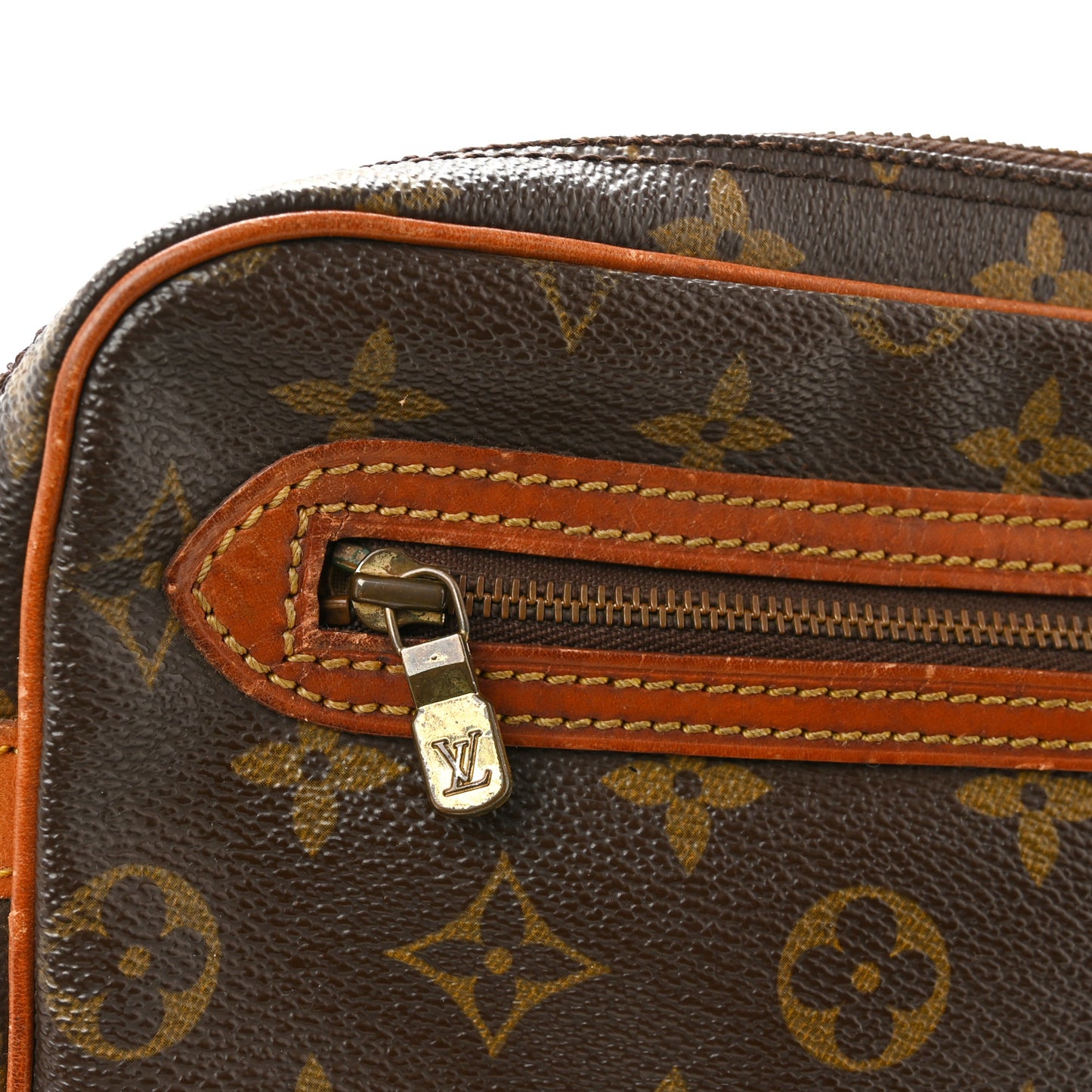 Monogram Pochette Marly Dragonne 26