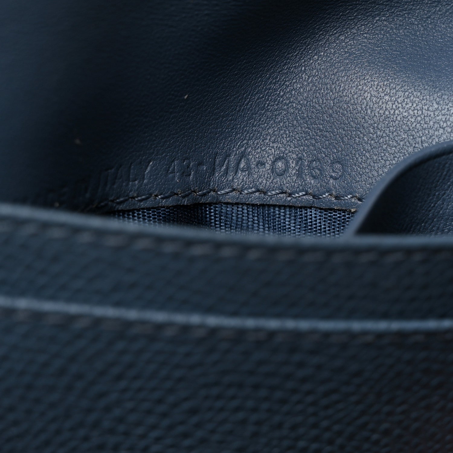 Christian Dior Grained Calfskin Saddle Card Holder Navy 8 of 10