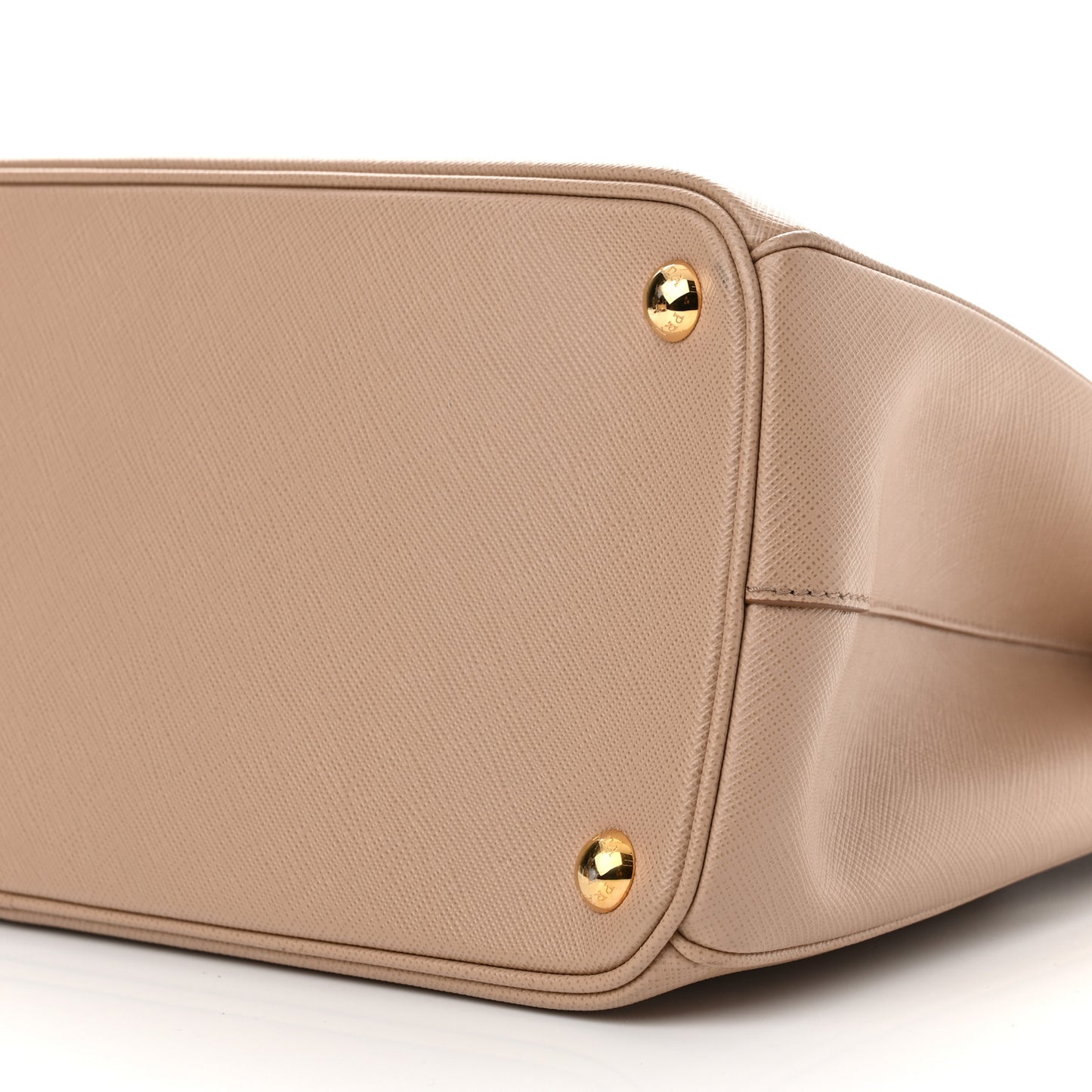 Saffiano Lux Large Galleria Double Zip Tote Cammeo