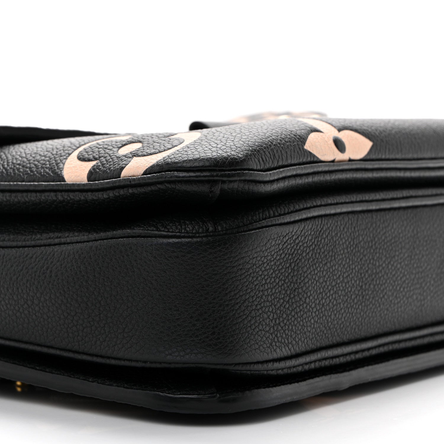 Louis Vuitton Empreinte Monogram Giant Pochette Metis Black Beige 8 of 12