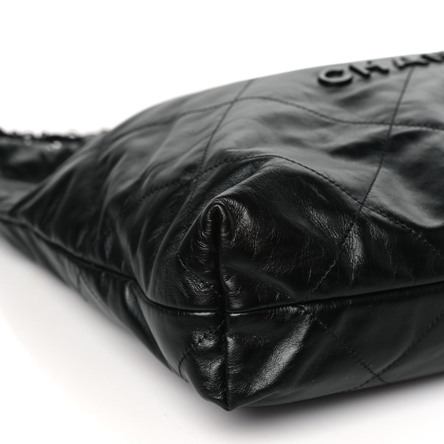 Shiny Calfskin Quilted Chanel 22 So Black
