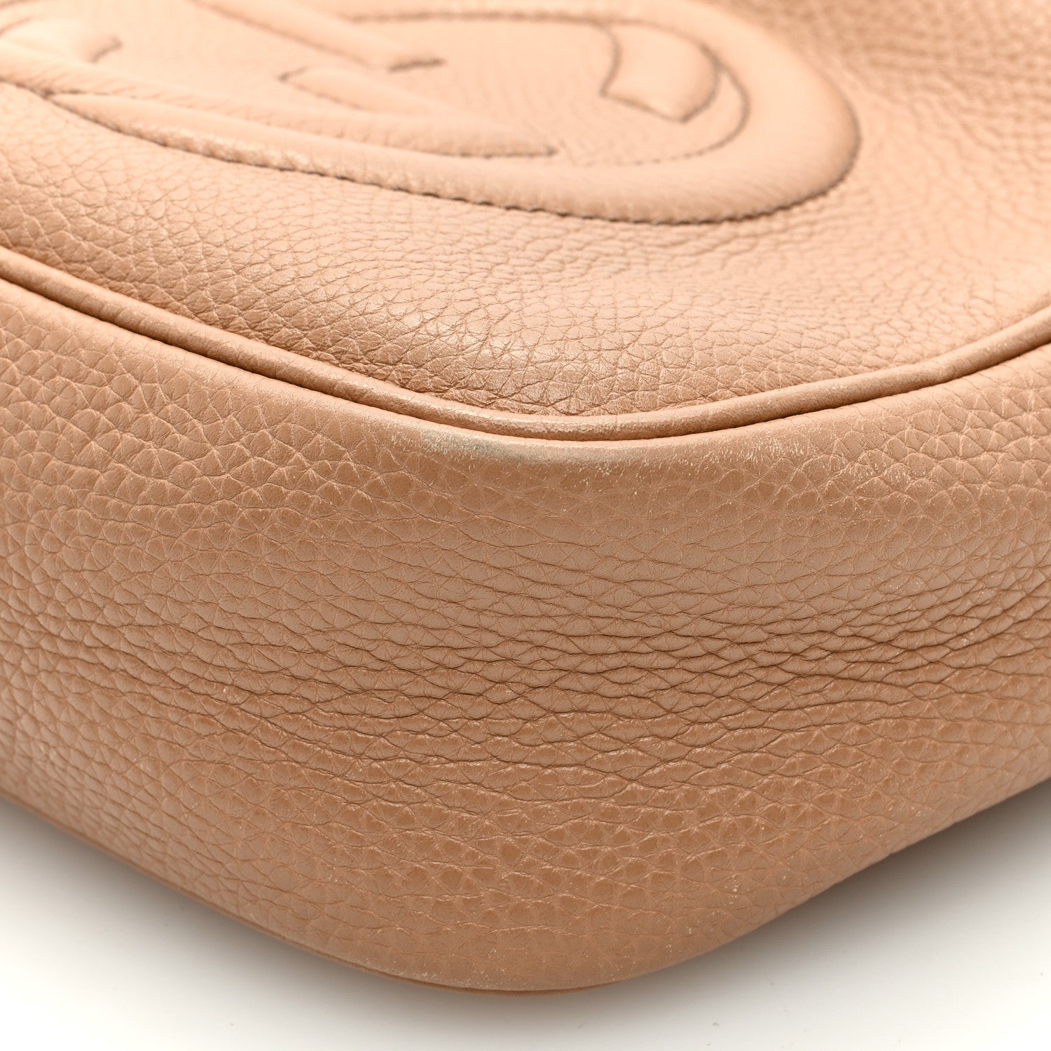 Gucci Pebbled Calfskin Small Soho Disco Bag Camelia 10 of 18