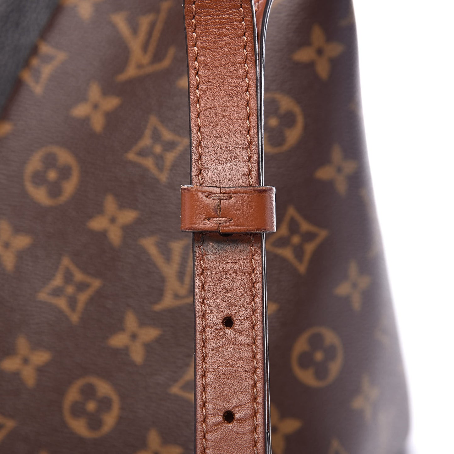 Monogram V Tote MM Black