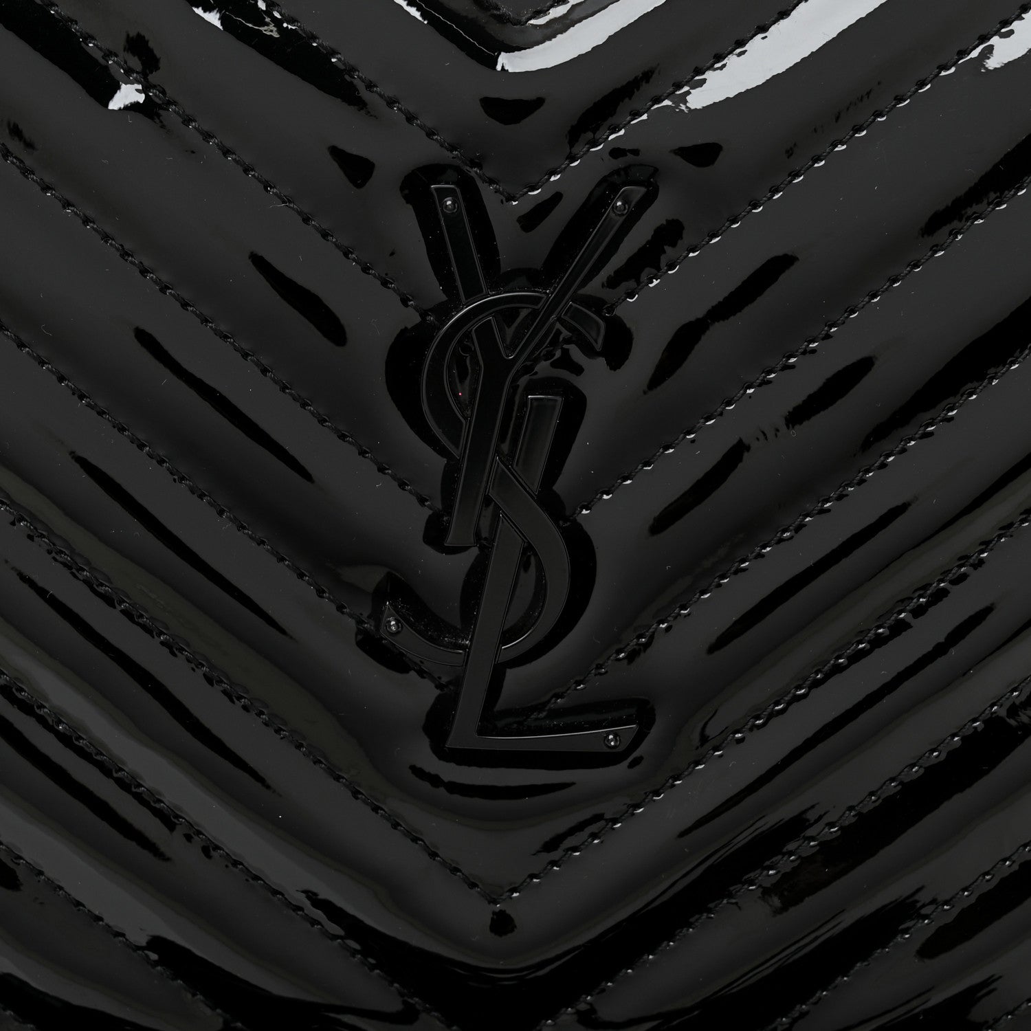 Saint Laurent Patent Calfskin Matelasse Monogram Lou Camera Bag Black 8 of 10