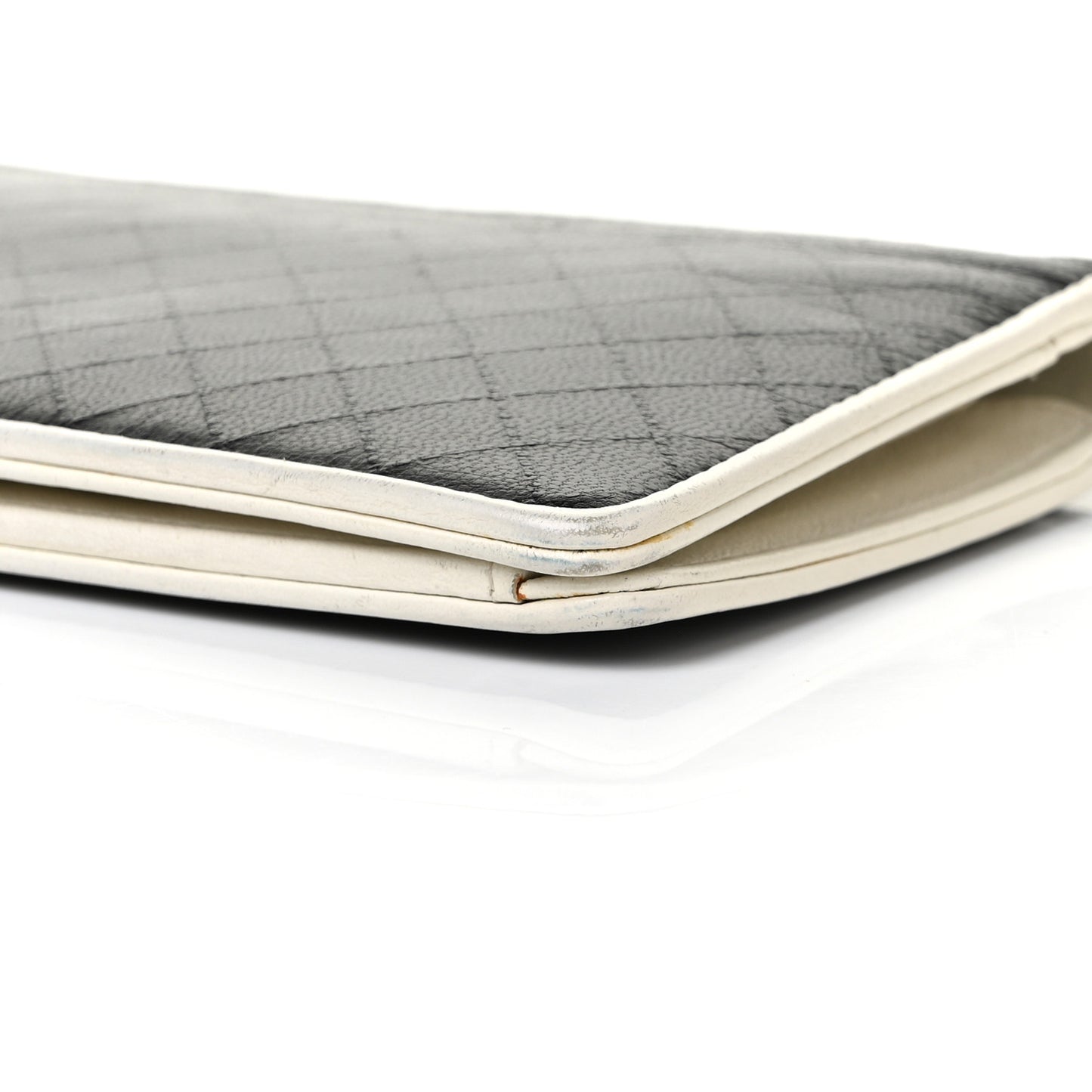 Calfskin Diamond Stitched Yen Wallet Dark Navy Blue