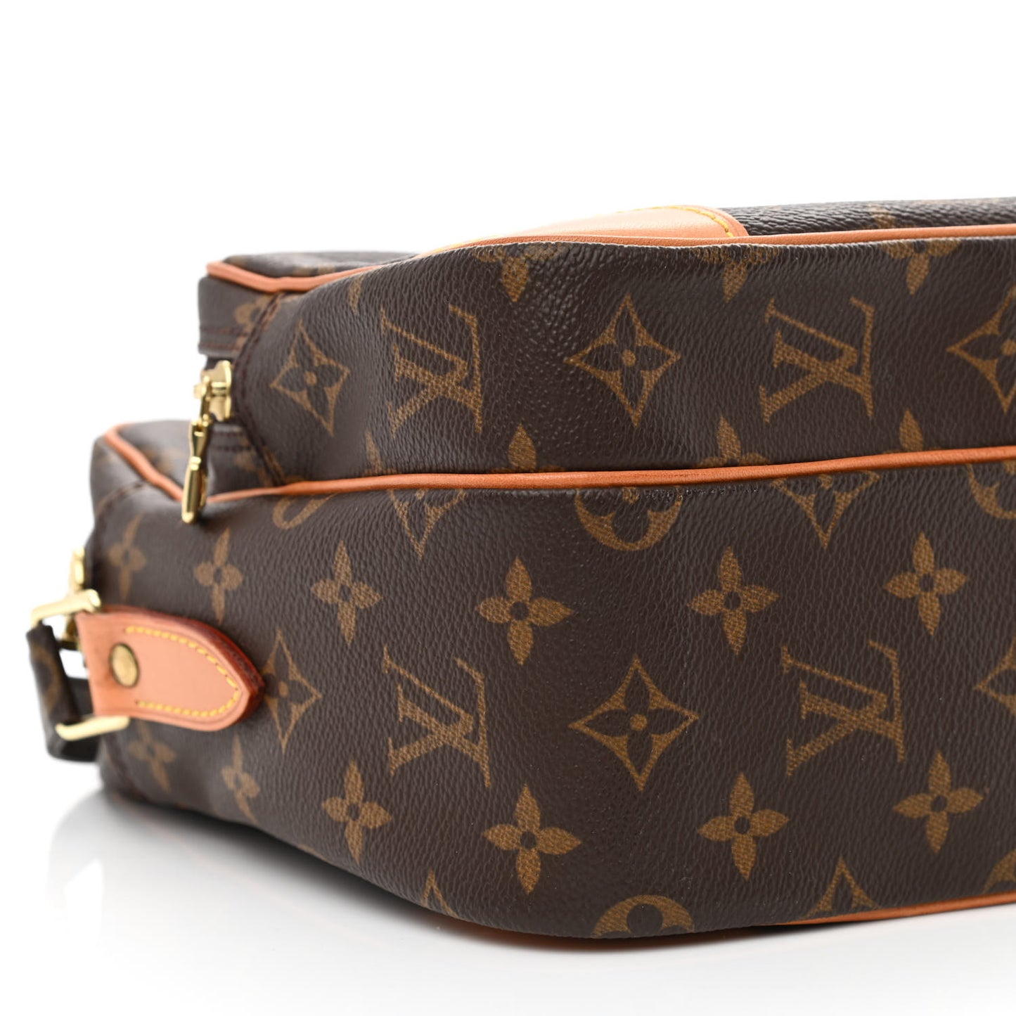 Monogram Nil 28