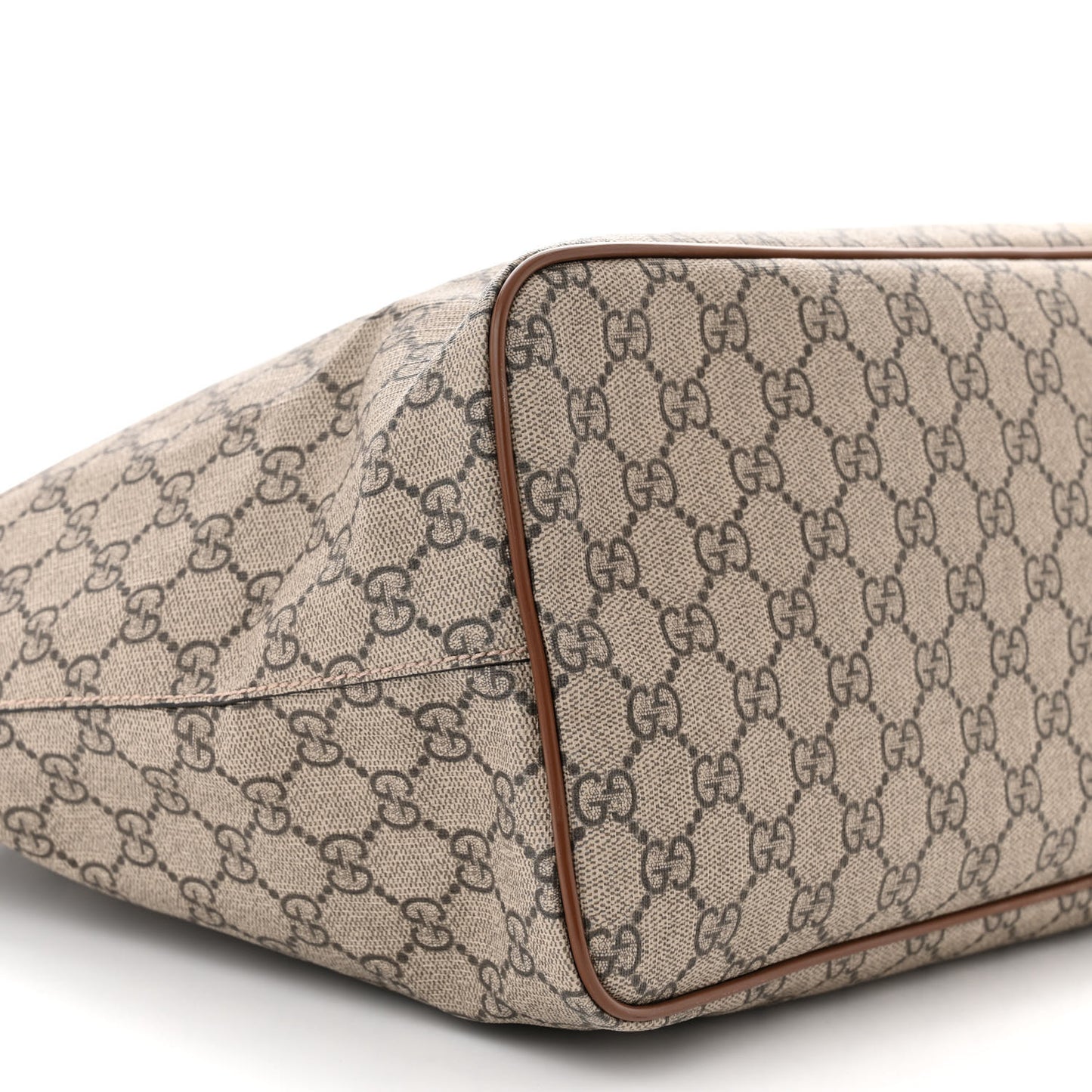 Soft GG Supreme Monogram Medium Crossbody Tote Beige Cuir