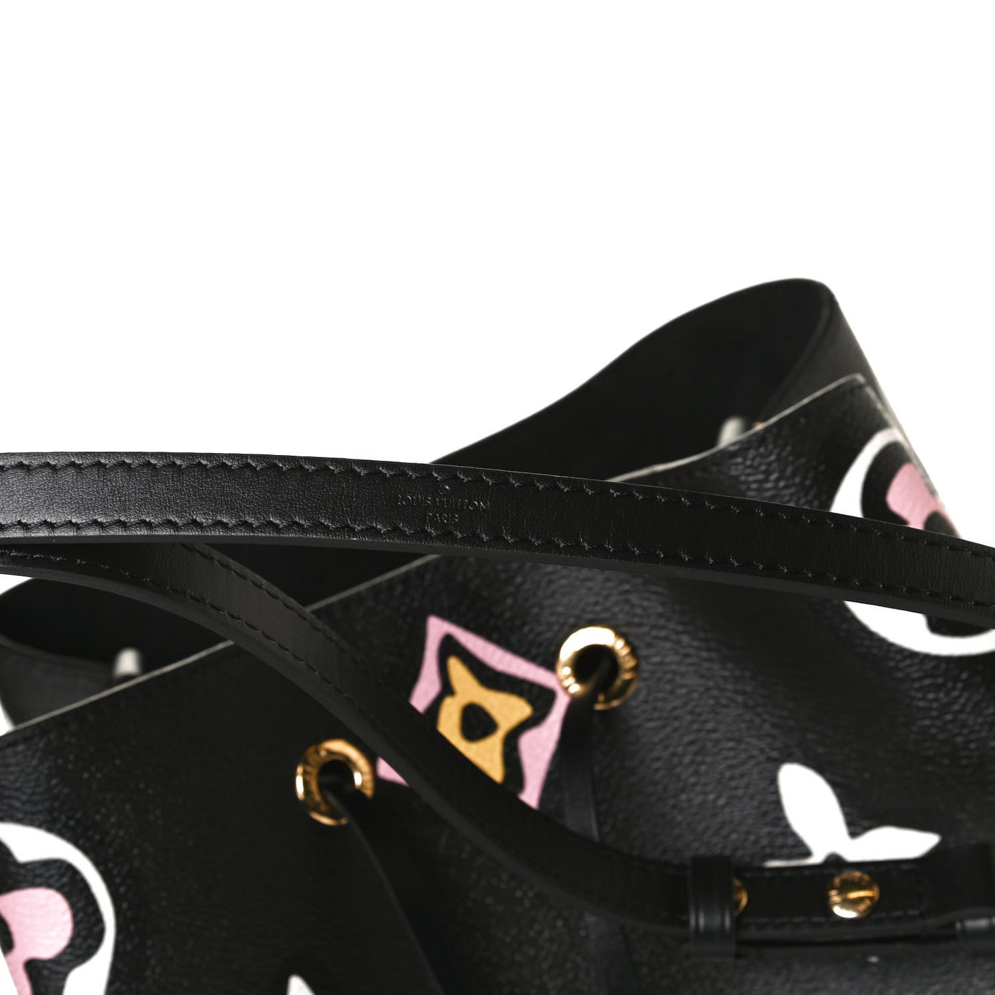 Monogram Giant Wild At Heart Neonoe MM Black