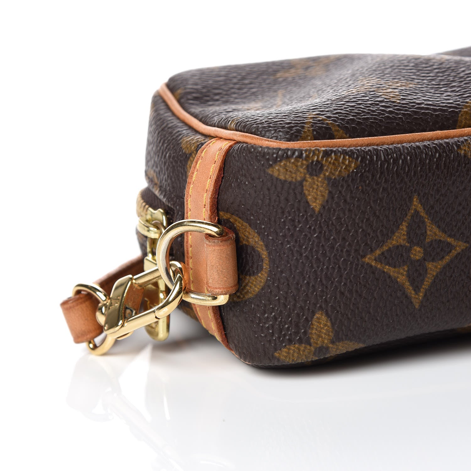 Louis Vuitton Monogram Wapity 5 of 10