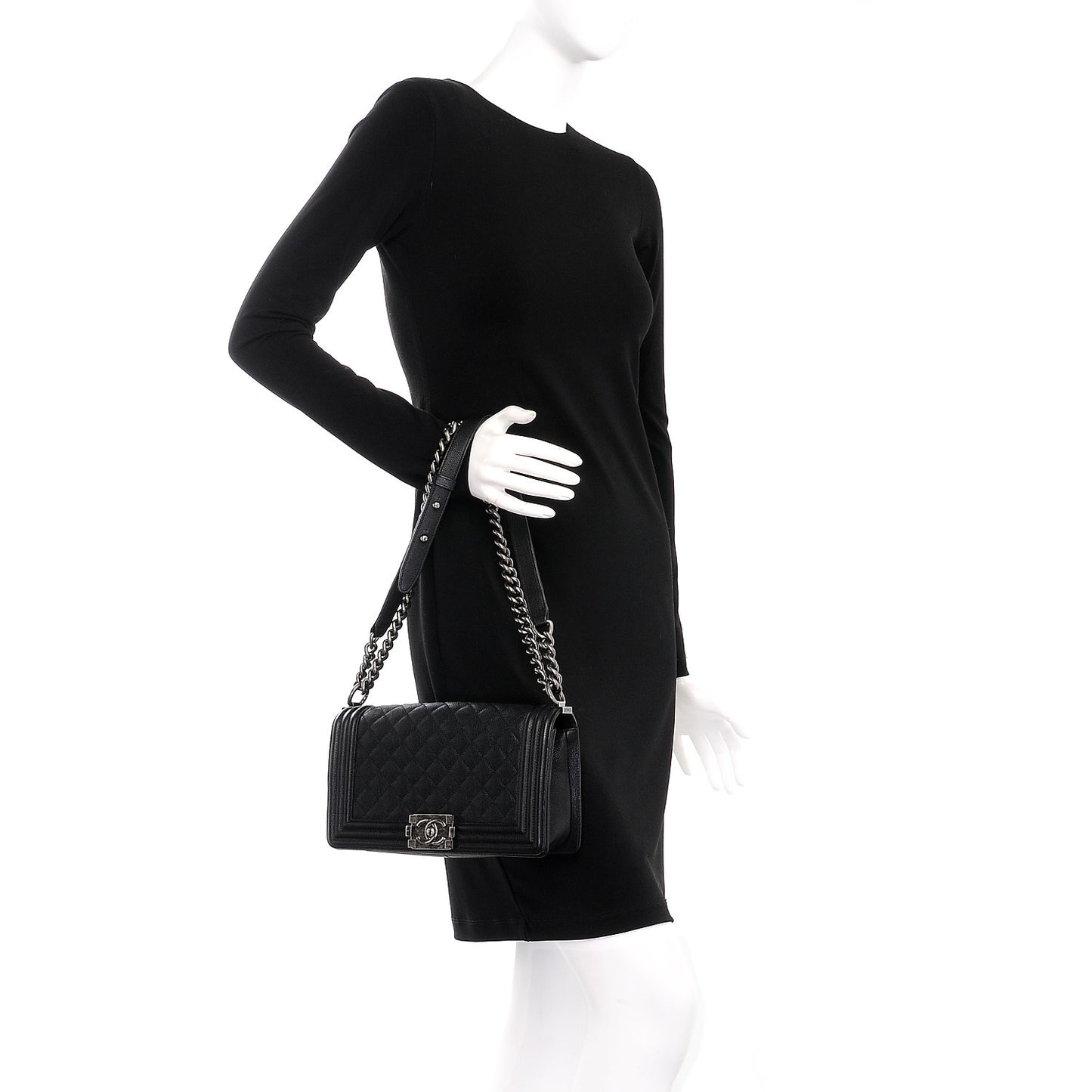 Caviar Quilted Medium Boy Flap Black