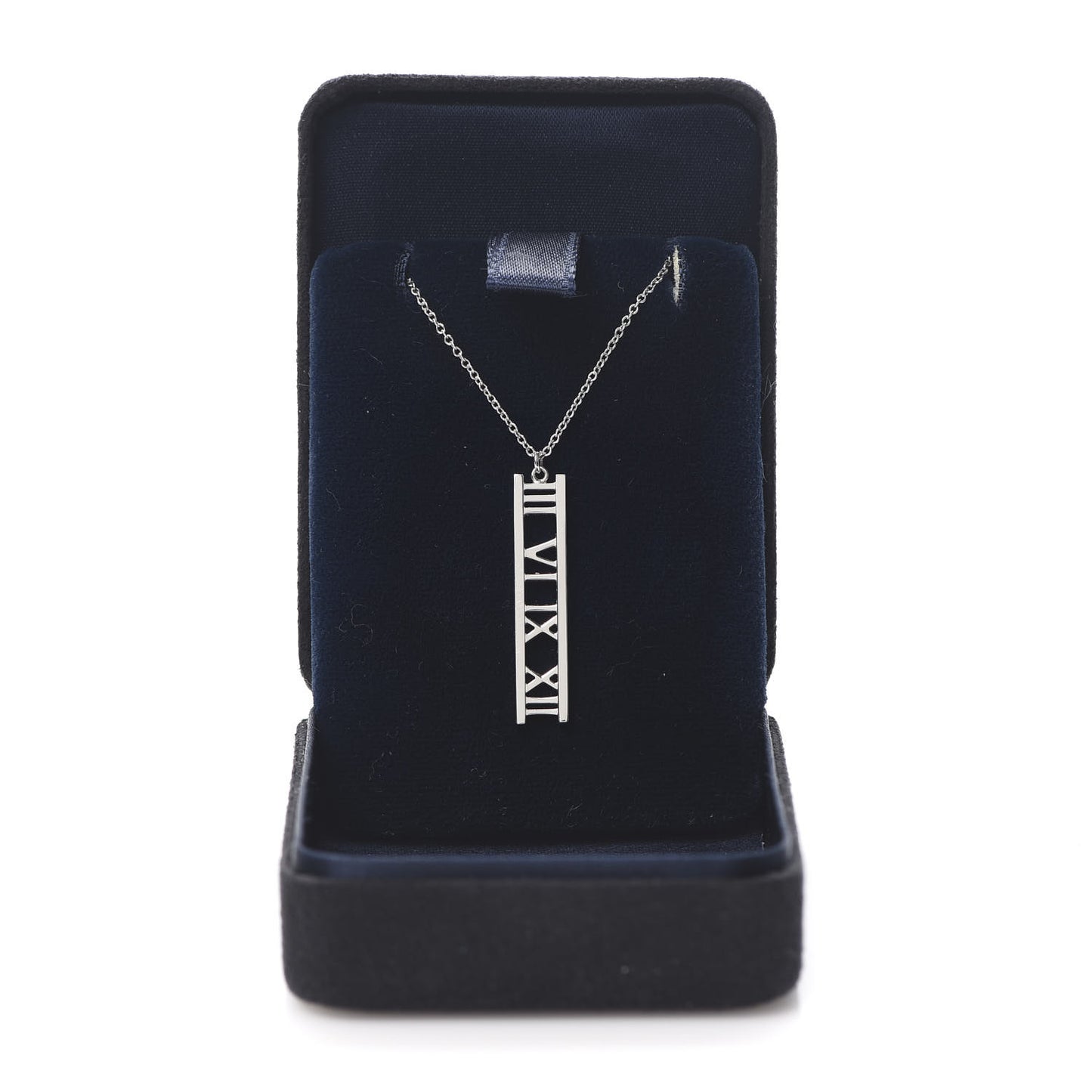 18K White Gold Atlas Bar Pendant Necklace