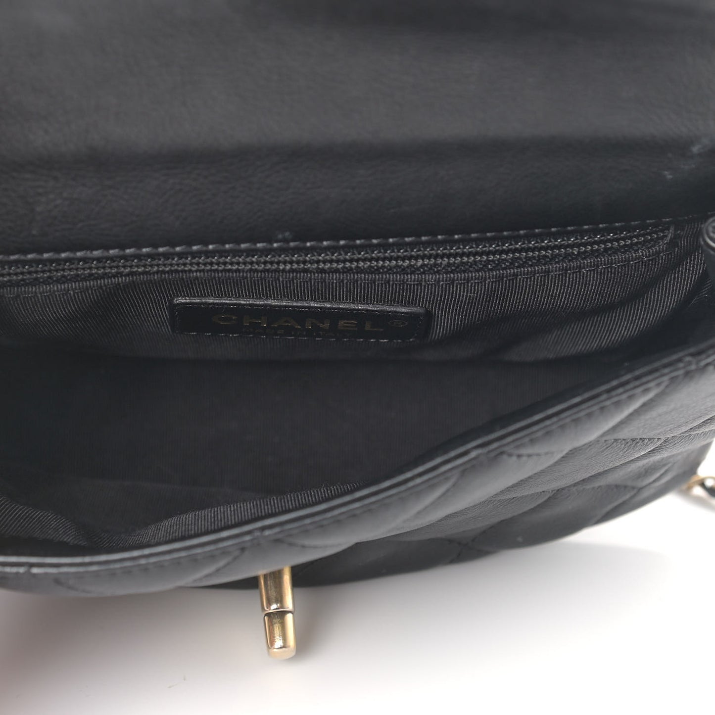 Calfskin Quilted Carry With Chic Flap Waist Bag With Chain Black